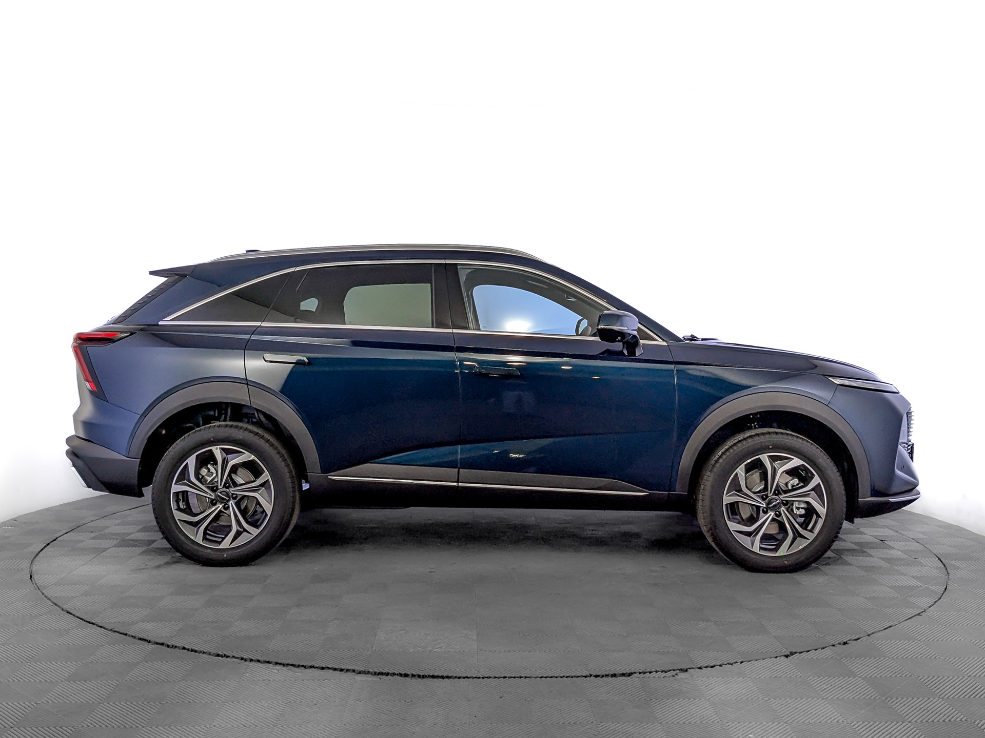 Фото Haval F7 Премиум 1.5T/150 7RT 2WD