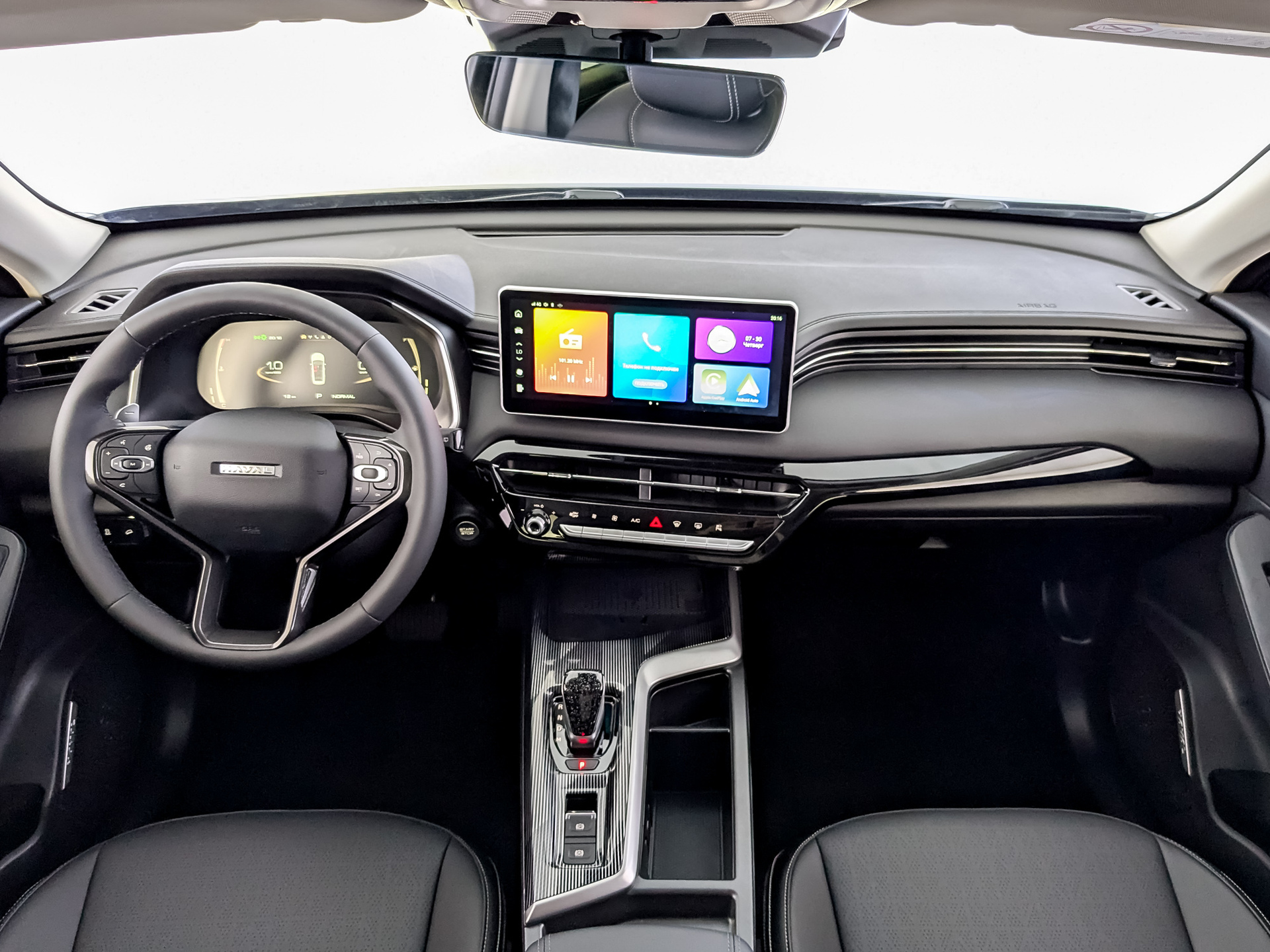 Фото Haval Jolion Премиум 1.5T/150 7RT 4WD
