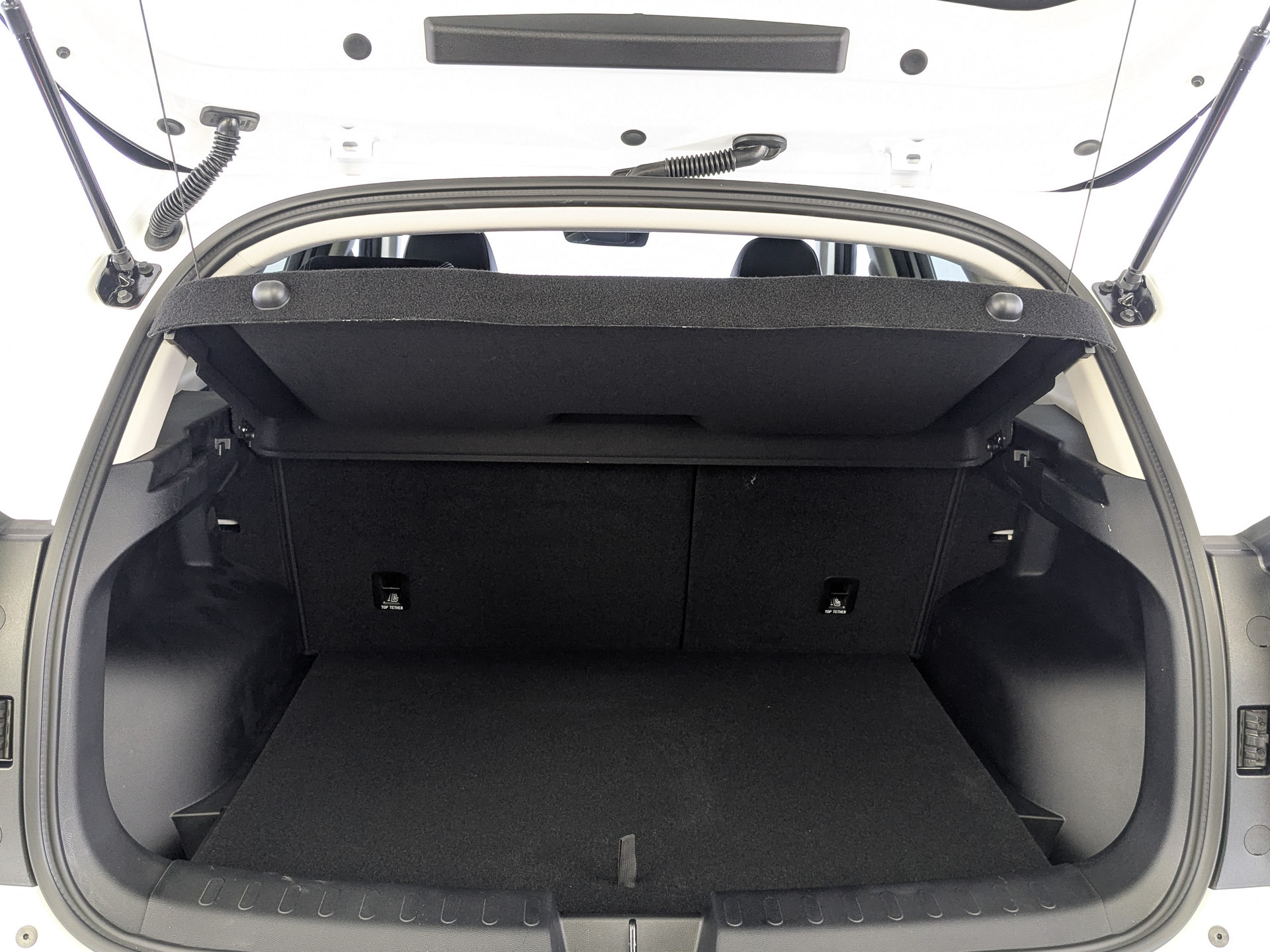 Фото Haval Jolion Премиум 1.5T/150 7RT 4WD