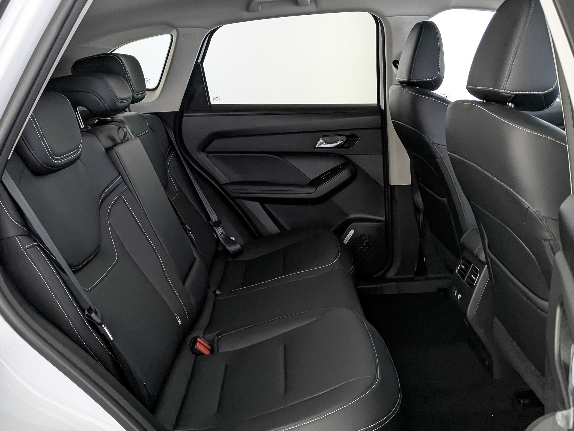Фото Haval Jolion Премиум 1.5T/150 7RT 4WD