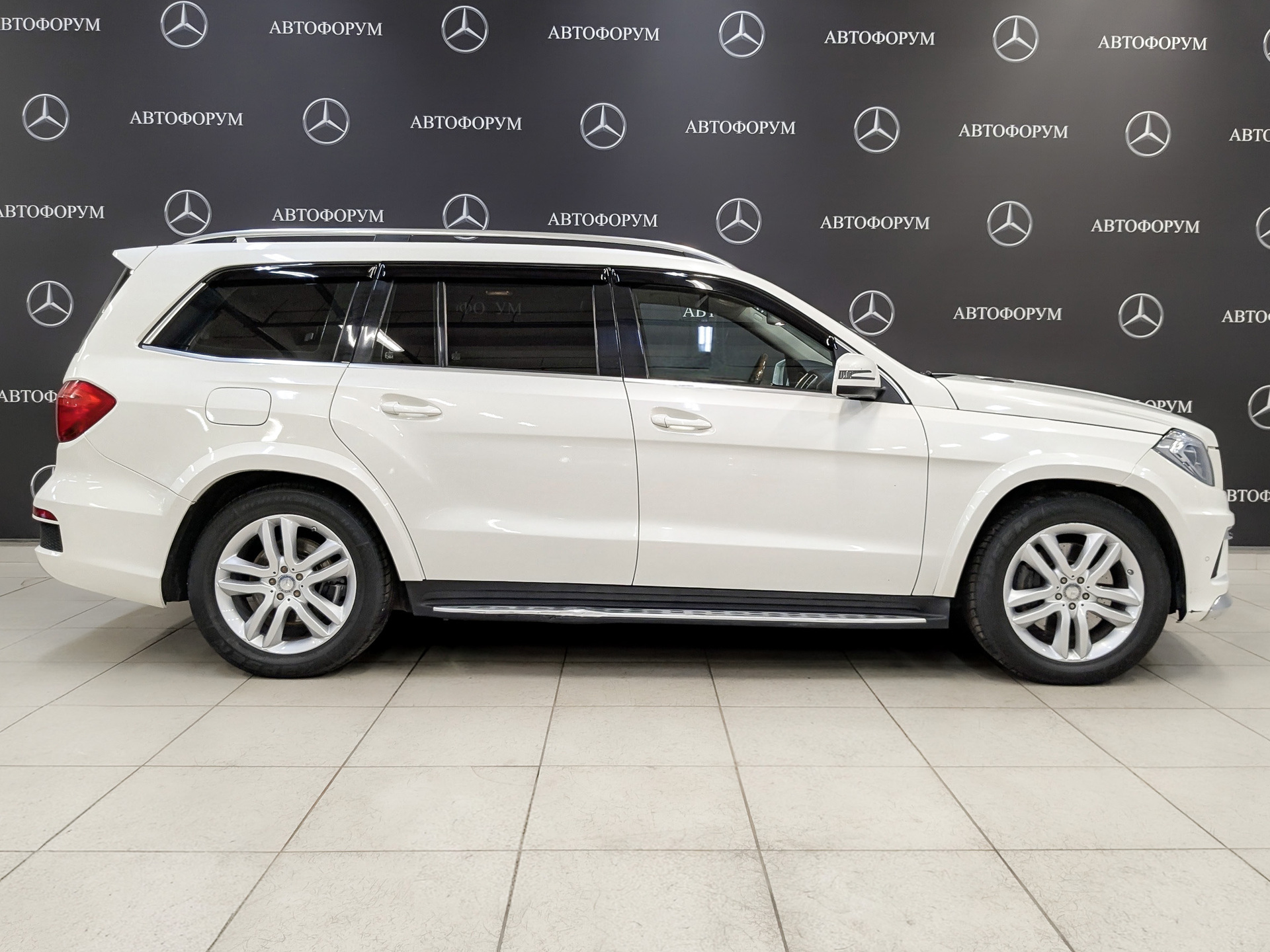 MERCEDES-BENZ GL-Класс 3.00 (249 л.с), автомат, 2015, пробег 227 796 км