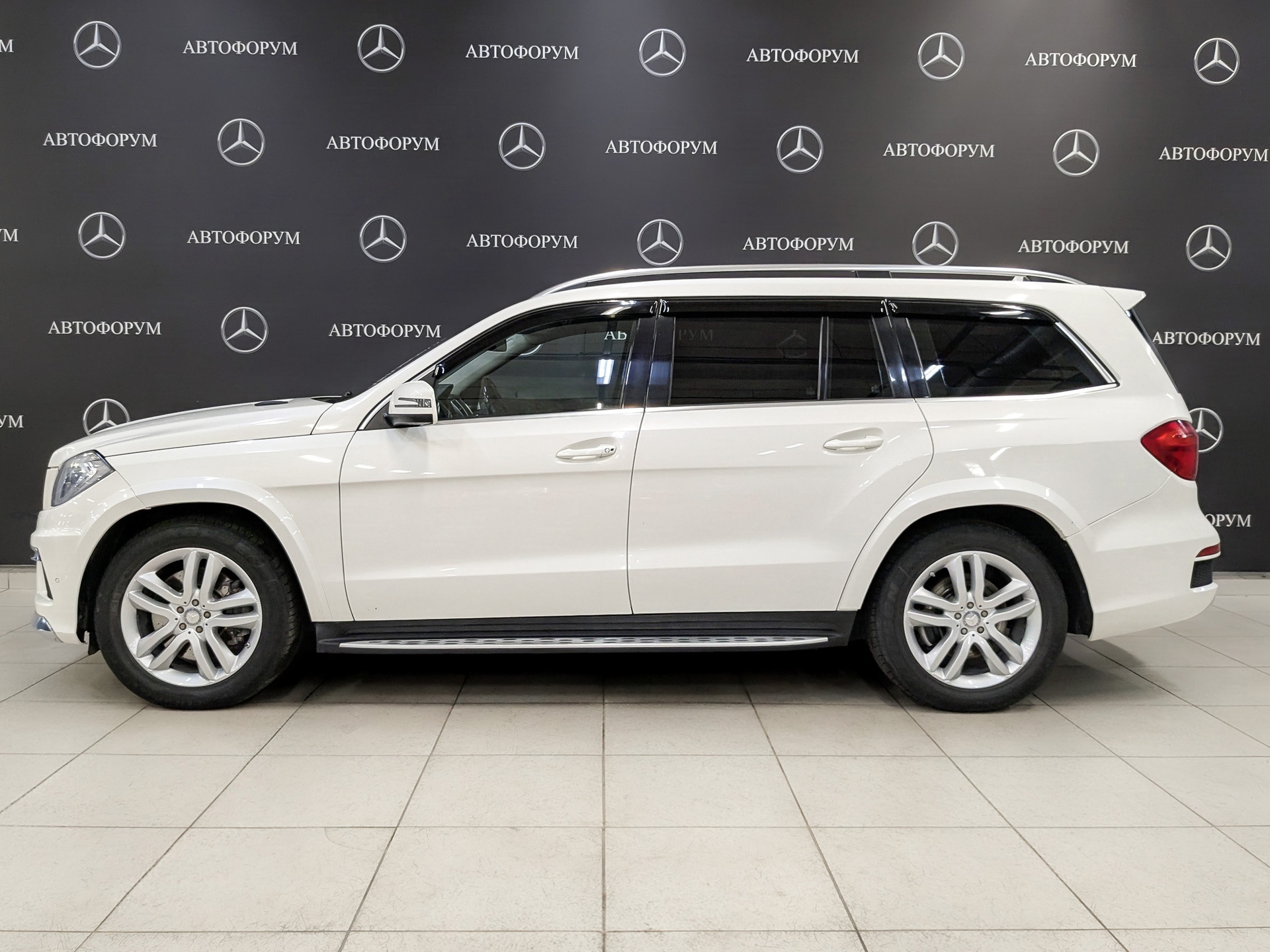 MERCEDES-BENZ GL-Класс 3.00 (249 л.с), автомат, 2015, пробег 227 796 км