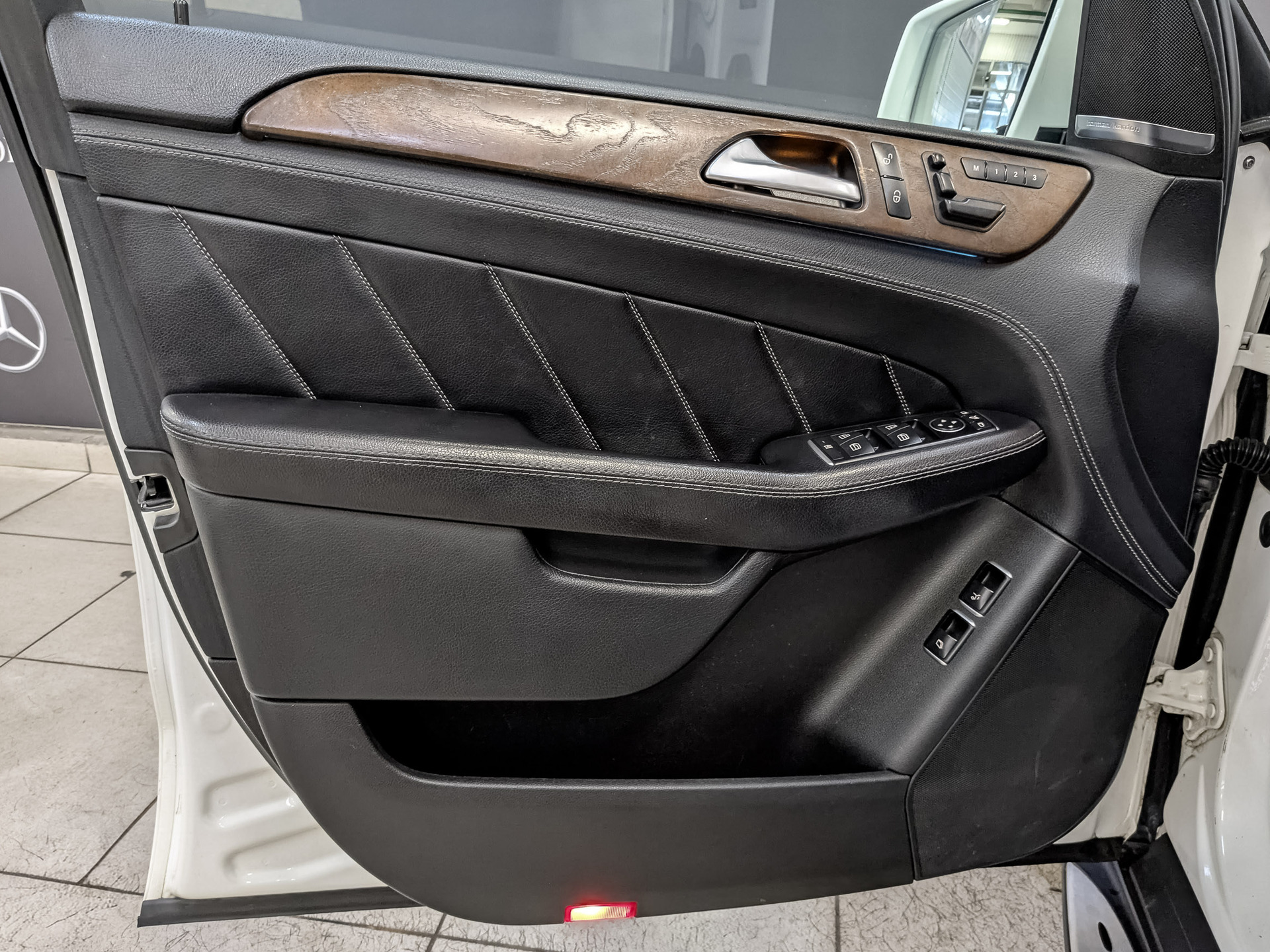 MERCEDES-BENZ GL-Класс 3.00 (249 л.с), автомат, 2015, пробег 227 796 км