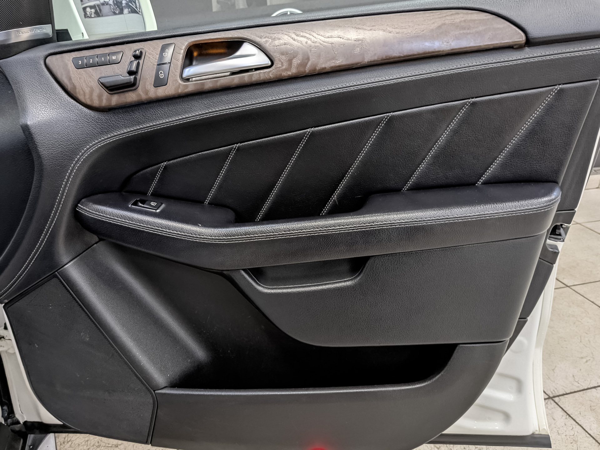 MERCEDES-BENZ GL-Класс 3.00 (249 л.с), автомат, 2015, пробег 227 796 км