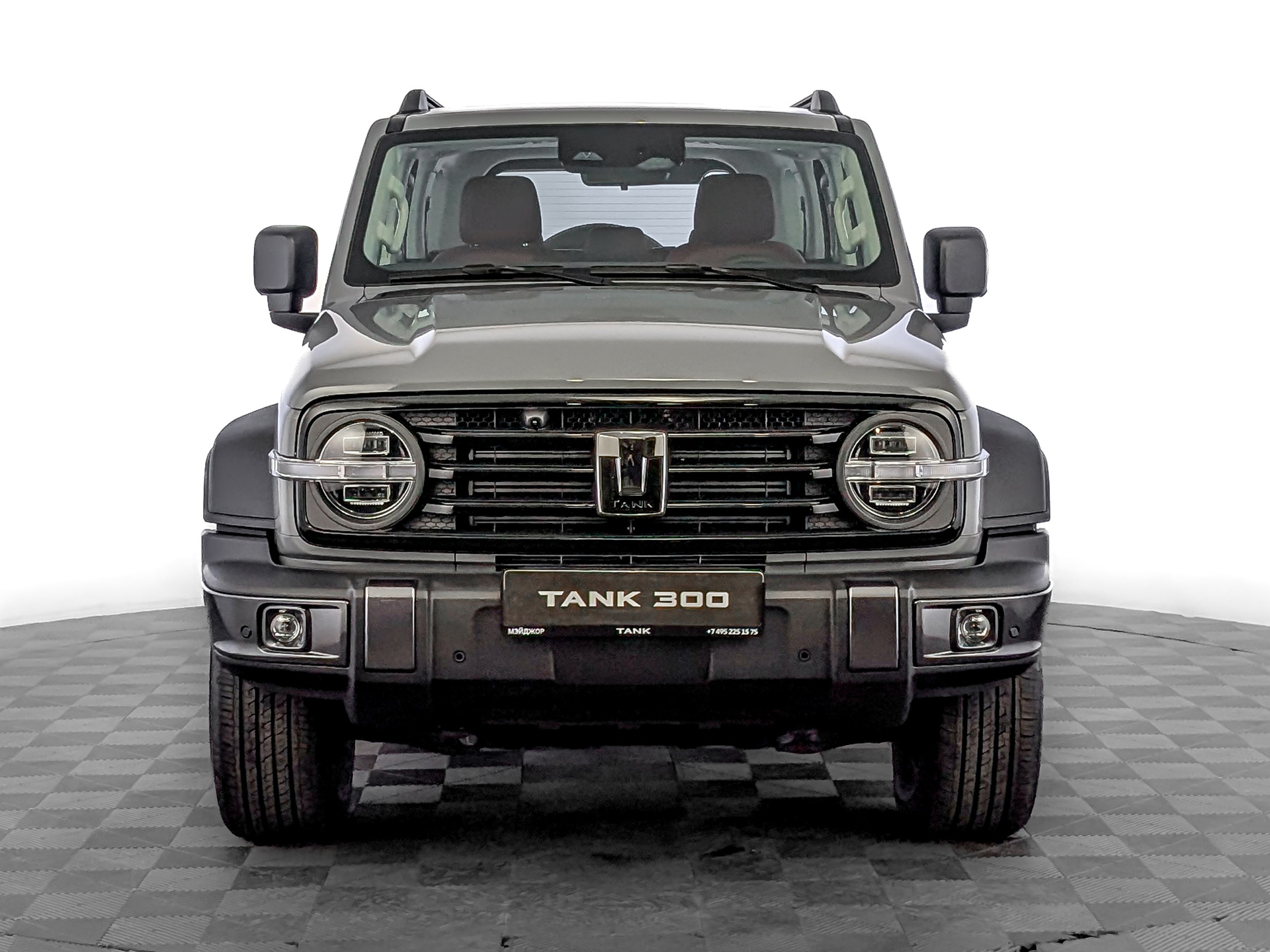 Фото Tank 300 Драйв (Adventure) 2.0T/218 8AT 4WD