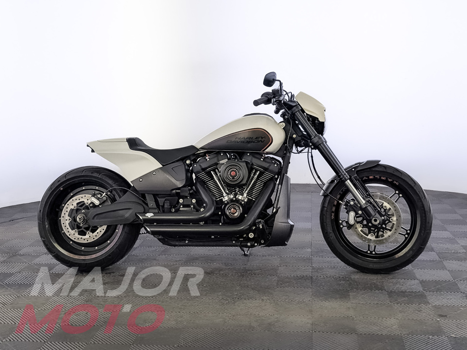 Harley-Davidson FXDR 114 - фото №1