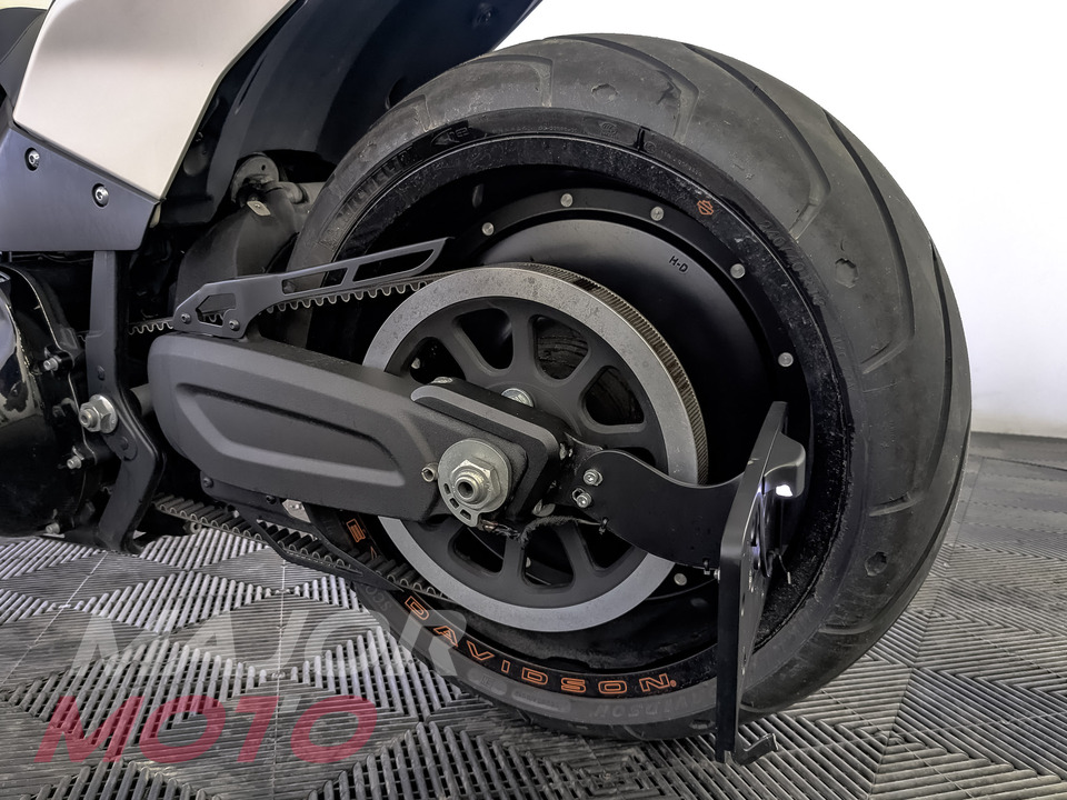 Harley-Davidson FXDR 114 - фото №9