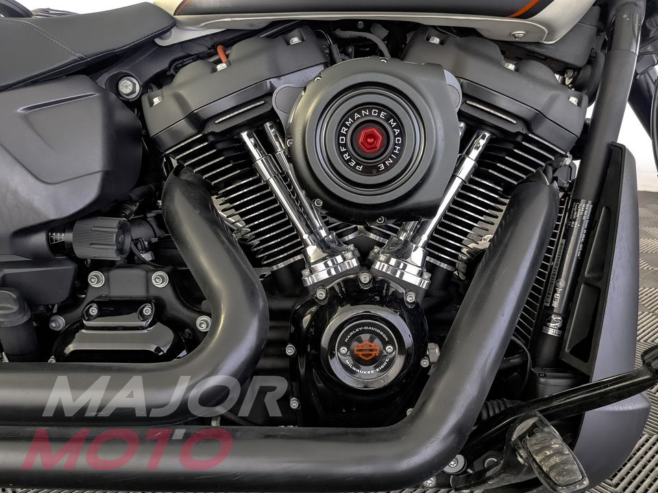Harley-Davidson FXDR 114 - фото №10
