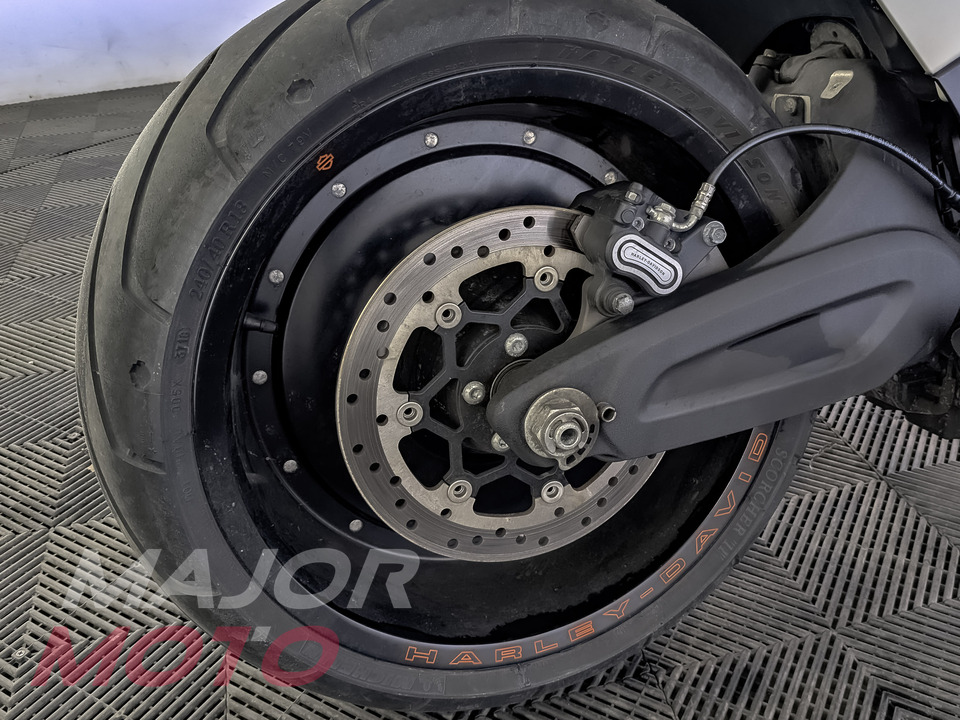Harley-Davidson FXDR 114 - фото №14
