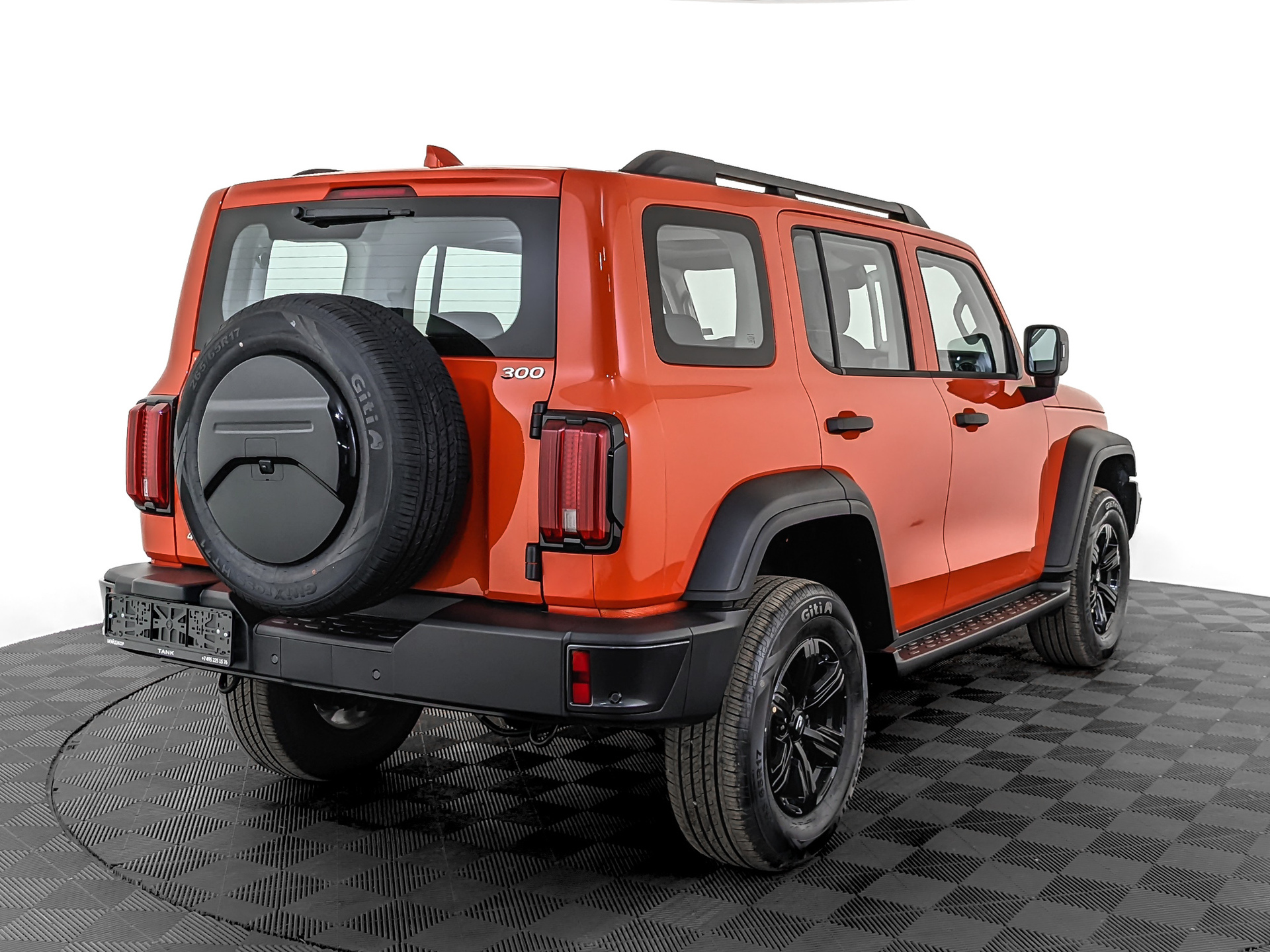 Фото Tank 300 Драйв (Adventure) 2.0T/218 8AT 4WD
