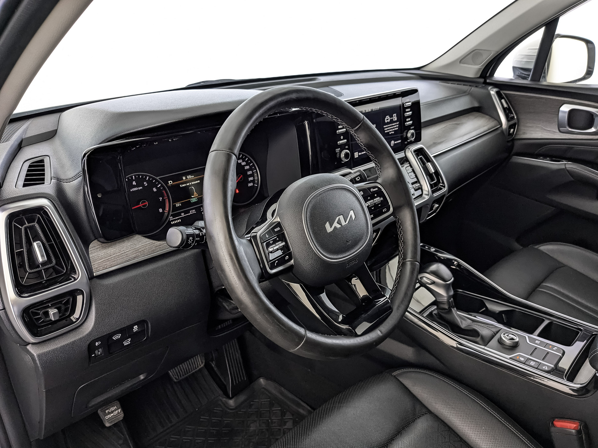 KIA Sorento 2.50 (180 л.с), автомат, 2021, пробег 84 190 км