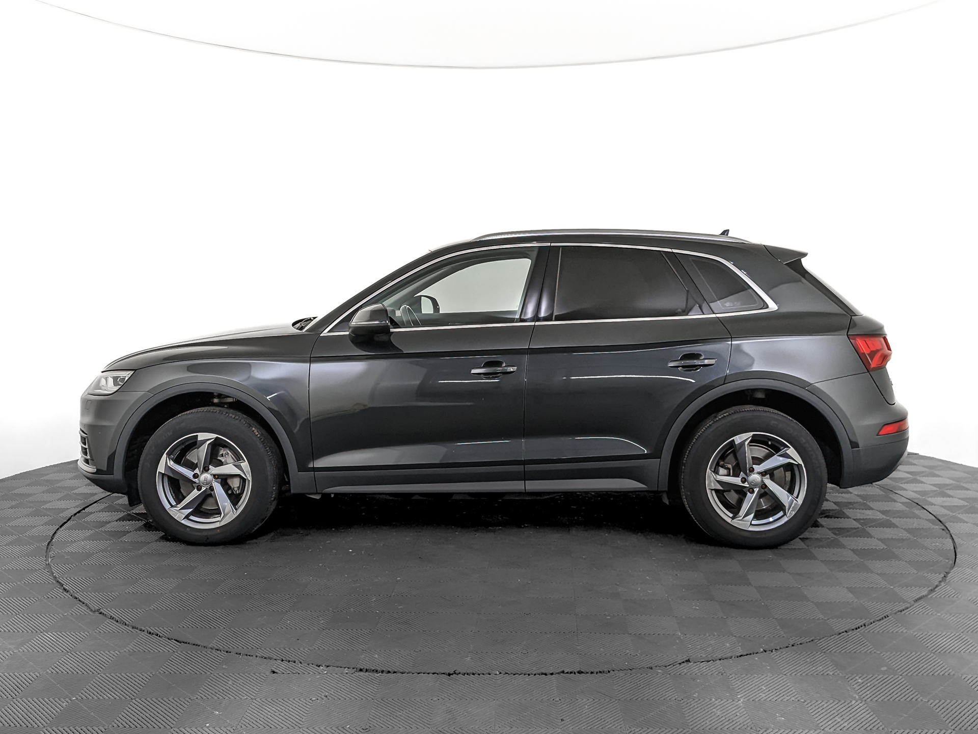 AUDI Q5 2.00 (249 л.с), автомат, 2017, пробег 71 856 км