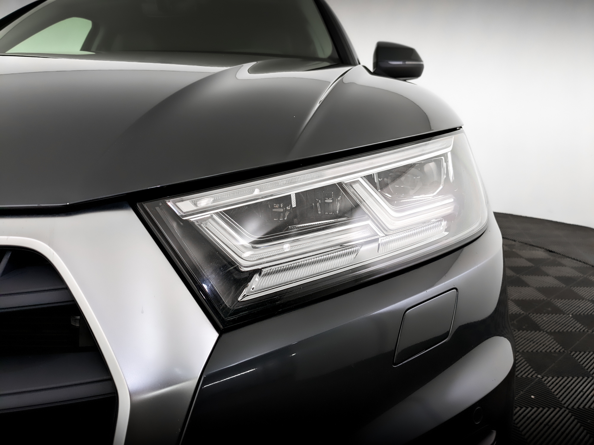 AUDI Q5 2.00 (249 л.с), автомат, 2017, пробег 71 856 км