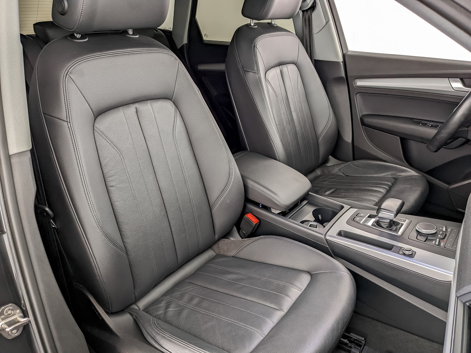 AUDI Q5 2.00 (249 л.с), автомат, 2017, пробег 71 856 км