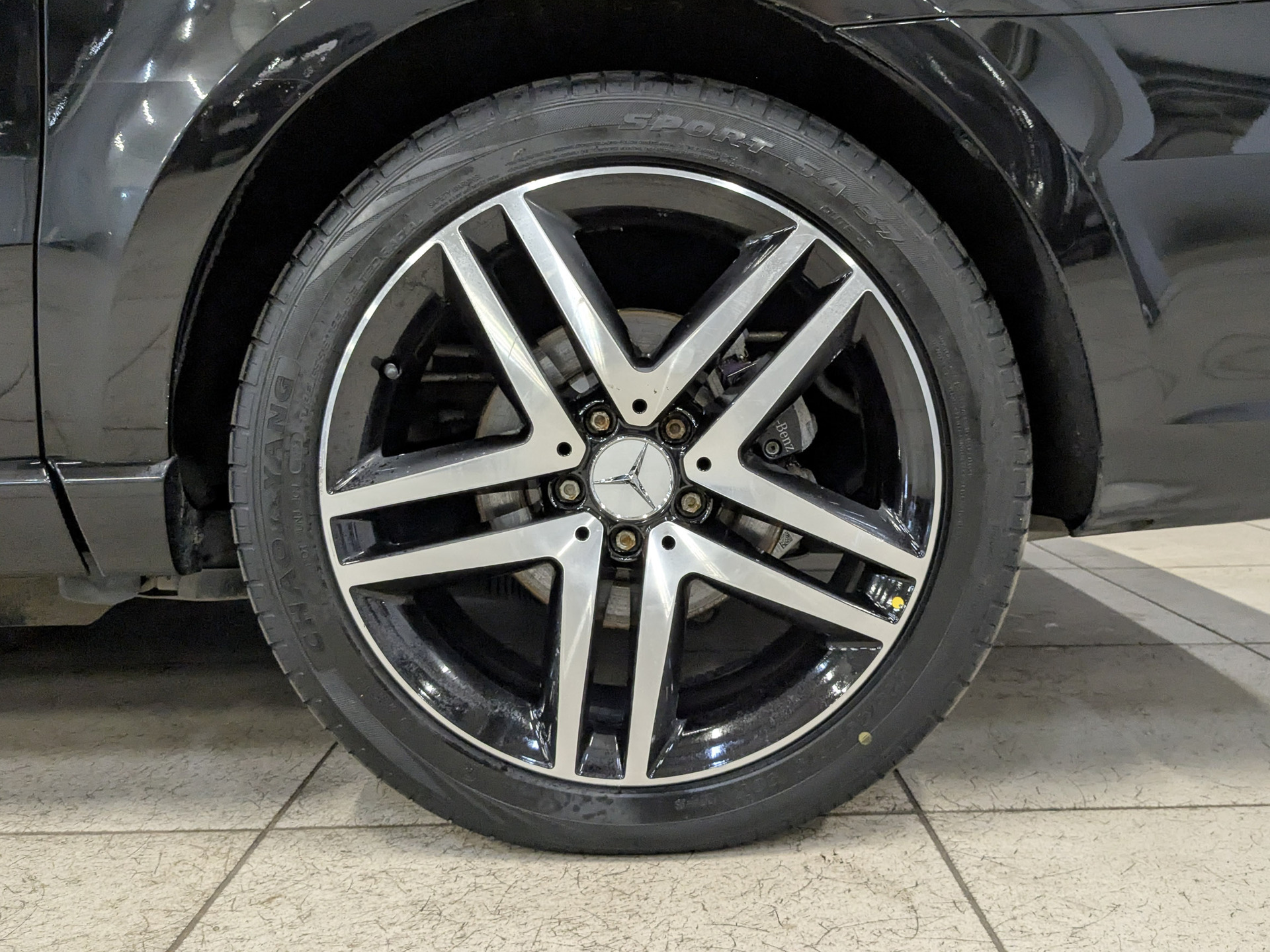 MERCEDES-BENZ V-Класс 1.90 (163 л.с), автомат, 2022, пробег 119 000 км