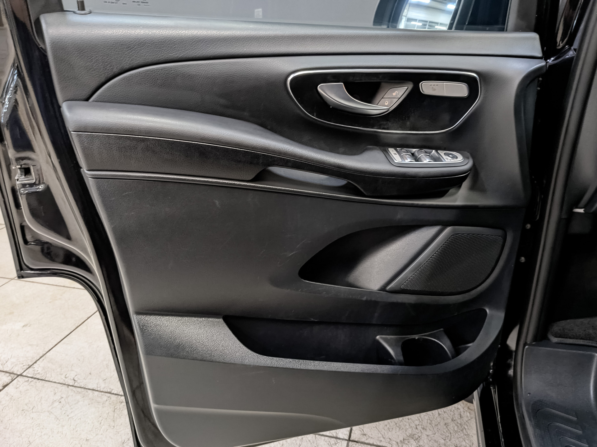 MERCEDES-BENZ V-Класс 1.90 (163 л.с), автомат, 2022, пробег 119 000 км