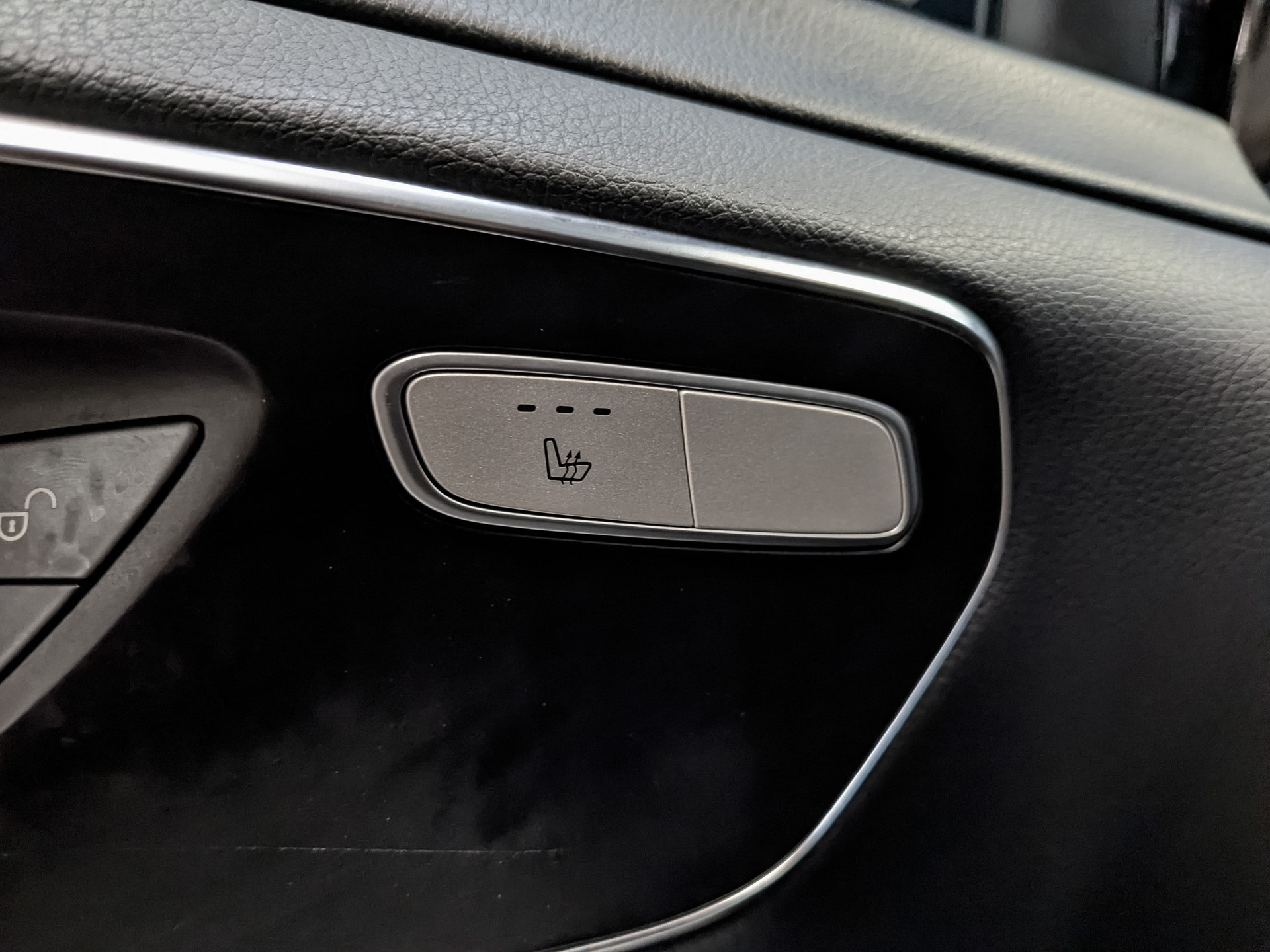 MERCEDES-BENZ V-Класс 1.90 (163 л.с), автомат, 2022, пробег 119 000 км
