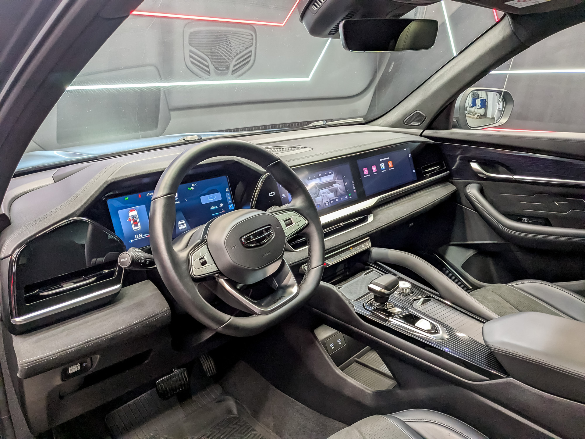 GEELY Monjaro 2.00 (238 л.с), автомат, 2024, пробег 24 803 км