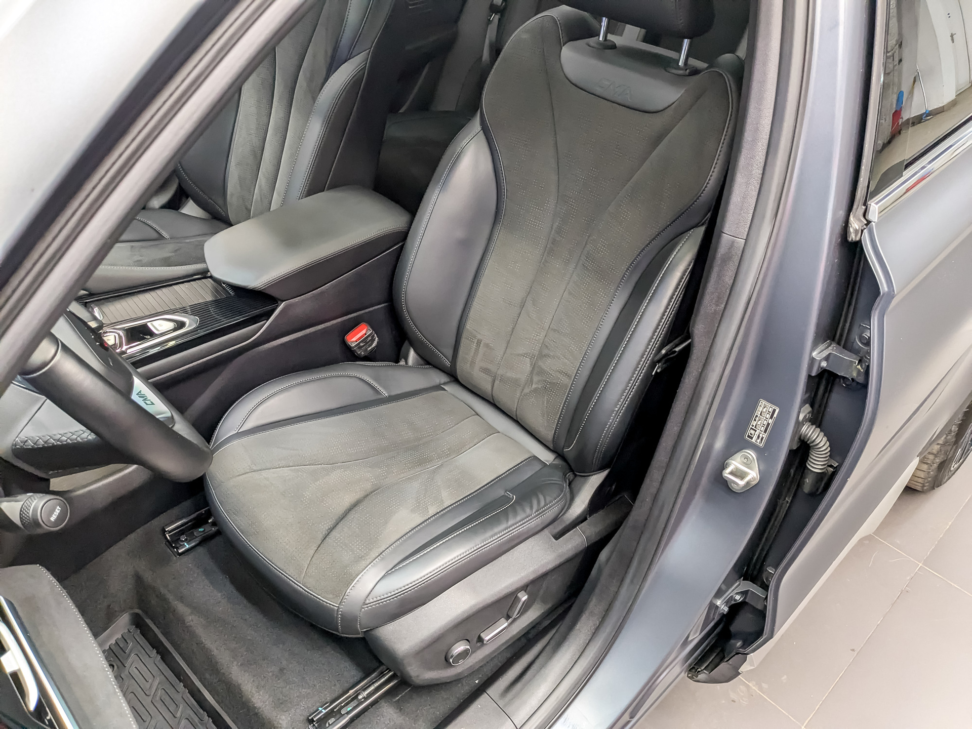 GEELY Monjaro 2.00 (238 л.с), автомат, 2024, пробег 24 803 км