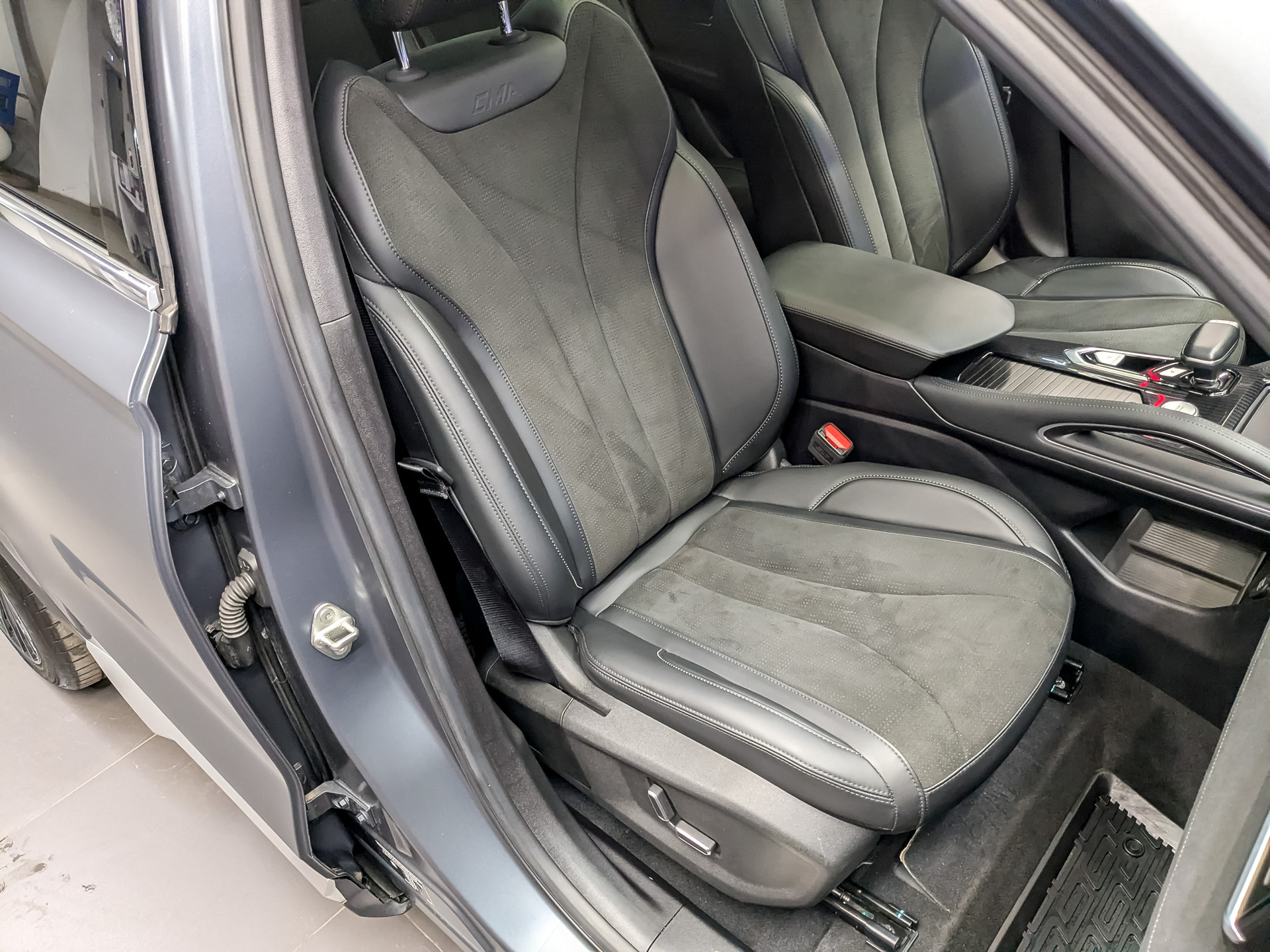 GEELY Monjaro 2.00 (238 л.с), автомат, 2024, пробег 24 803 км