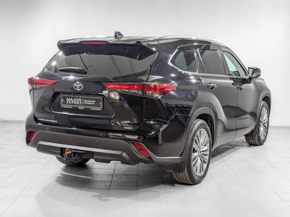 Toyota Highlander IV