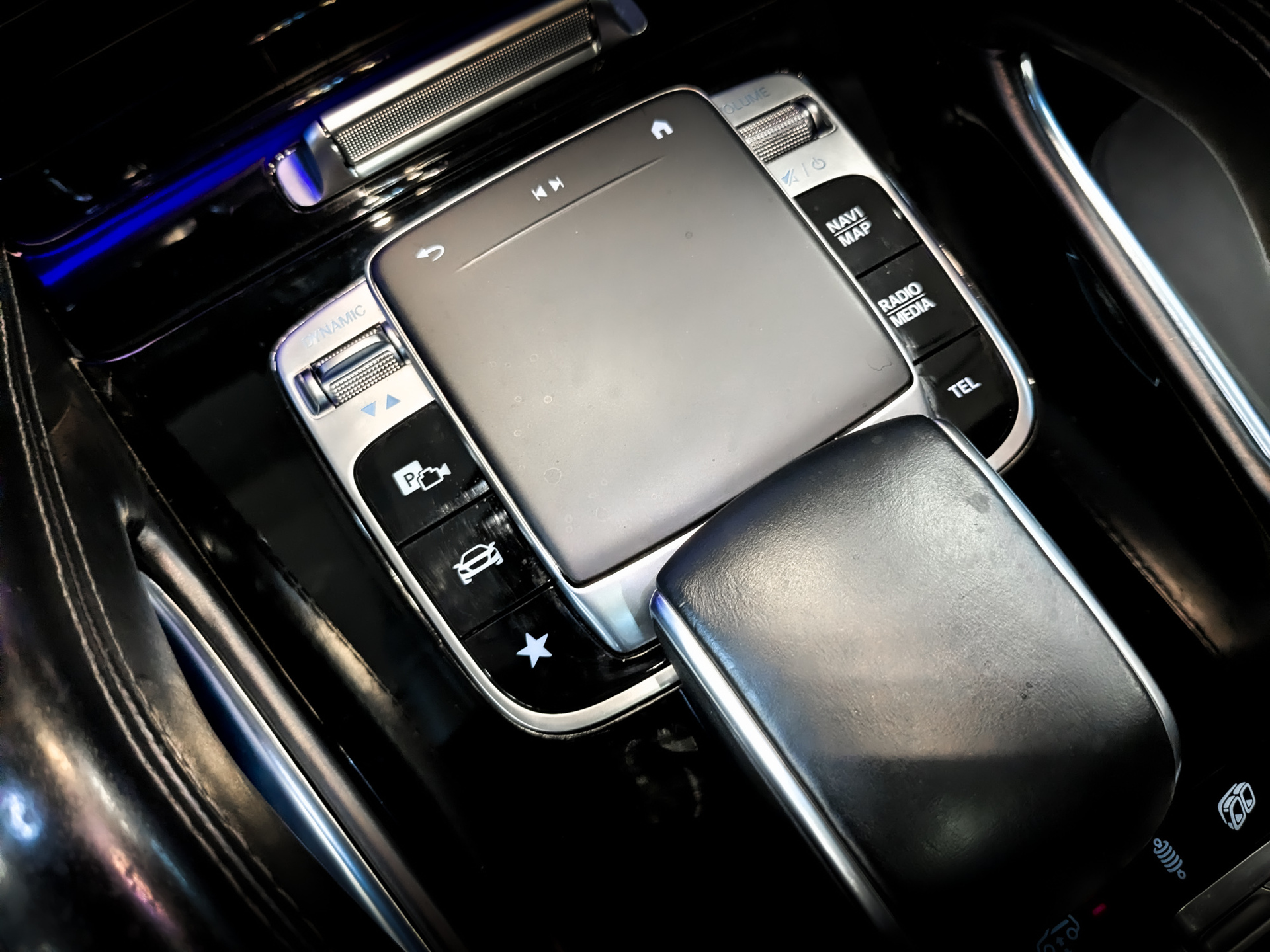 MERCEDES-BENZ GLE AMG 63 S Coupe 4MATIC+ 4.00 (612 л.с), автомат, 2021, пробег 84 479 км