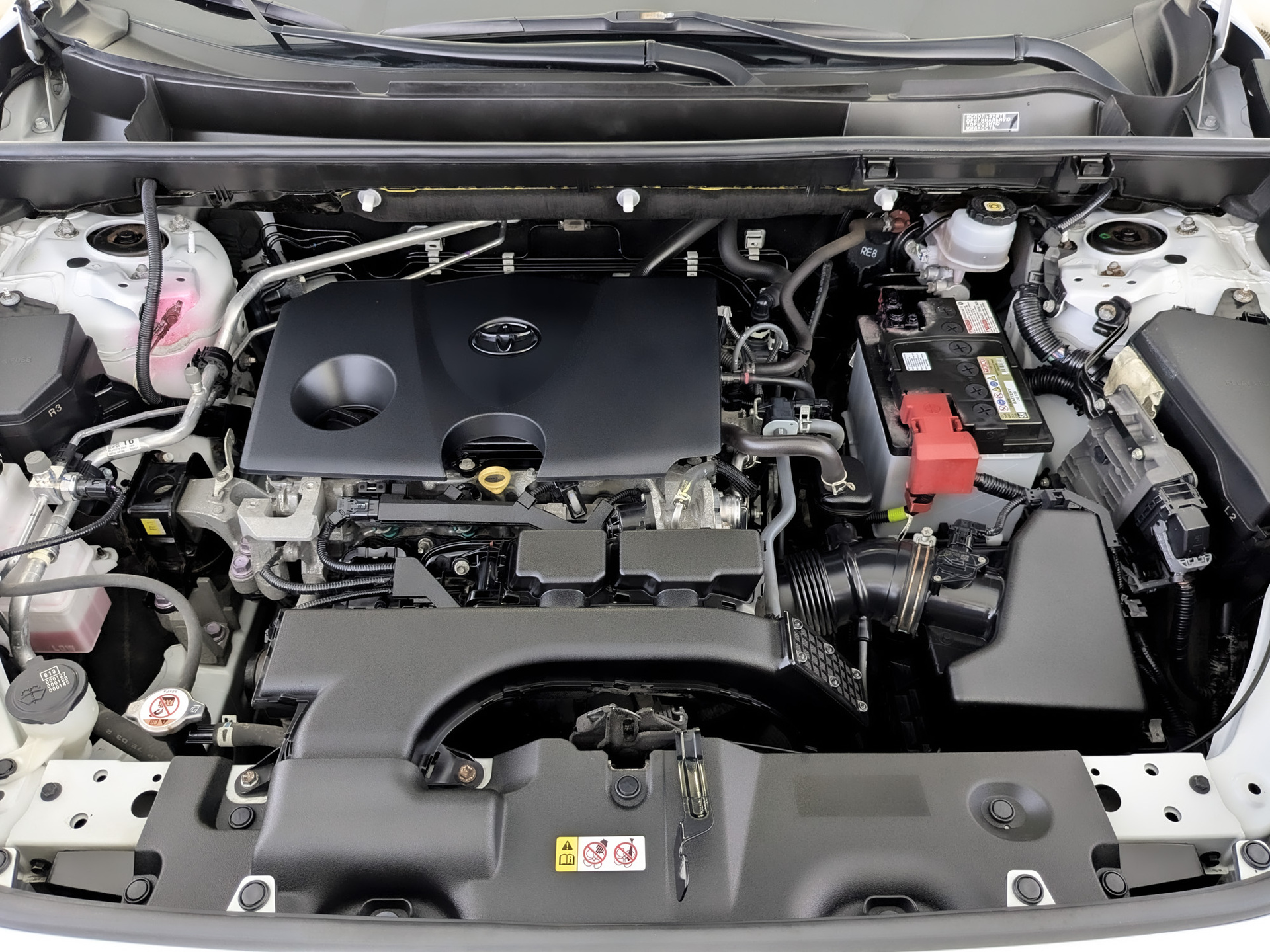 TOYOTA Rav-4 2.00 (149 л.с), автомат, 2021, пробег 149 564 км