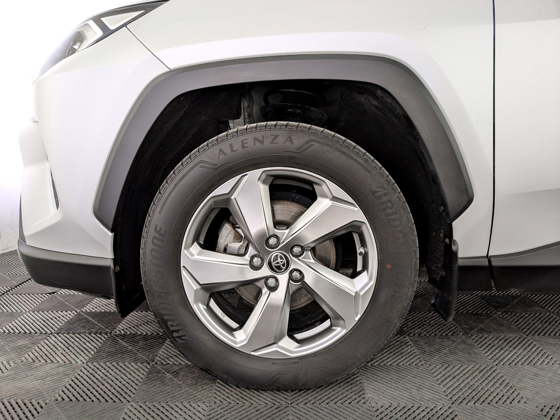 TOYOTA Rav-4 2.00 (149 л.с), автомат, 2021, пробег 149 564 км