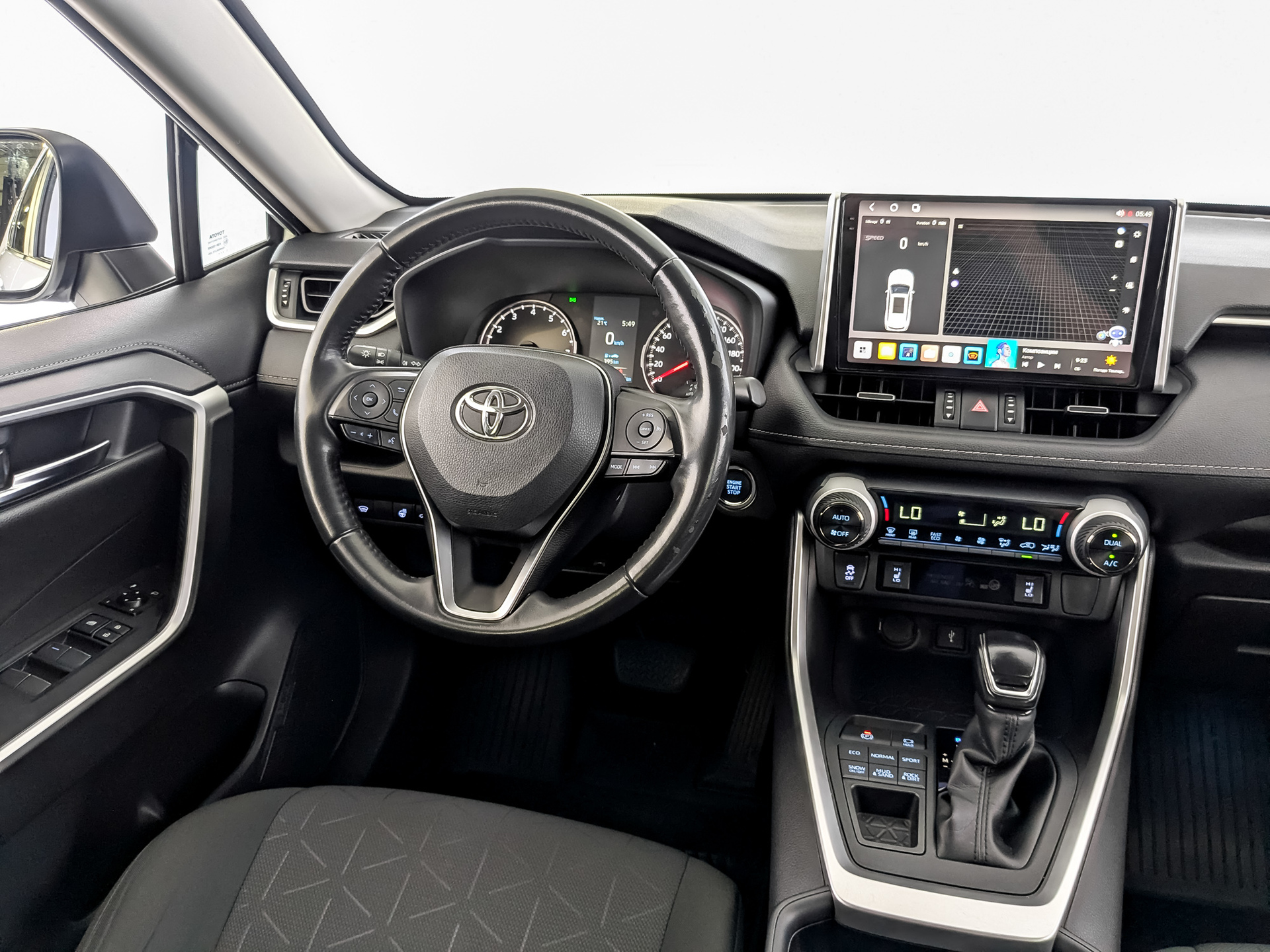TOYOTA Rav-4 2.00 (149 л.с), автомат, 2021, пробег 149 564 км