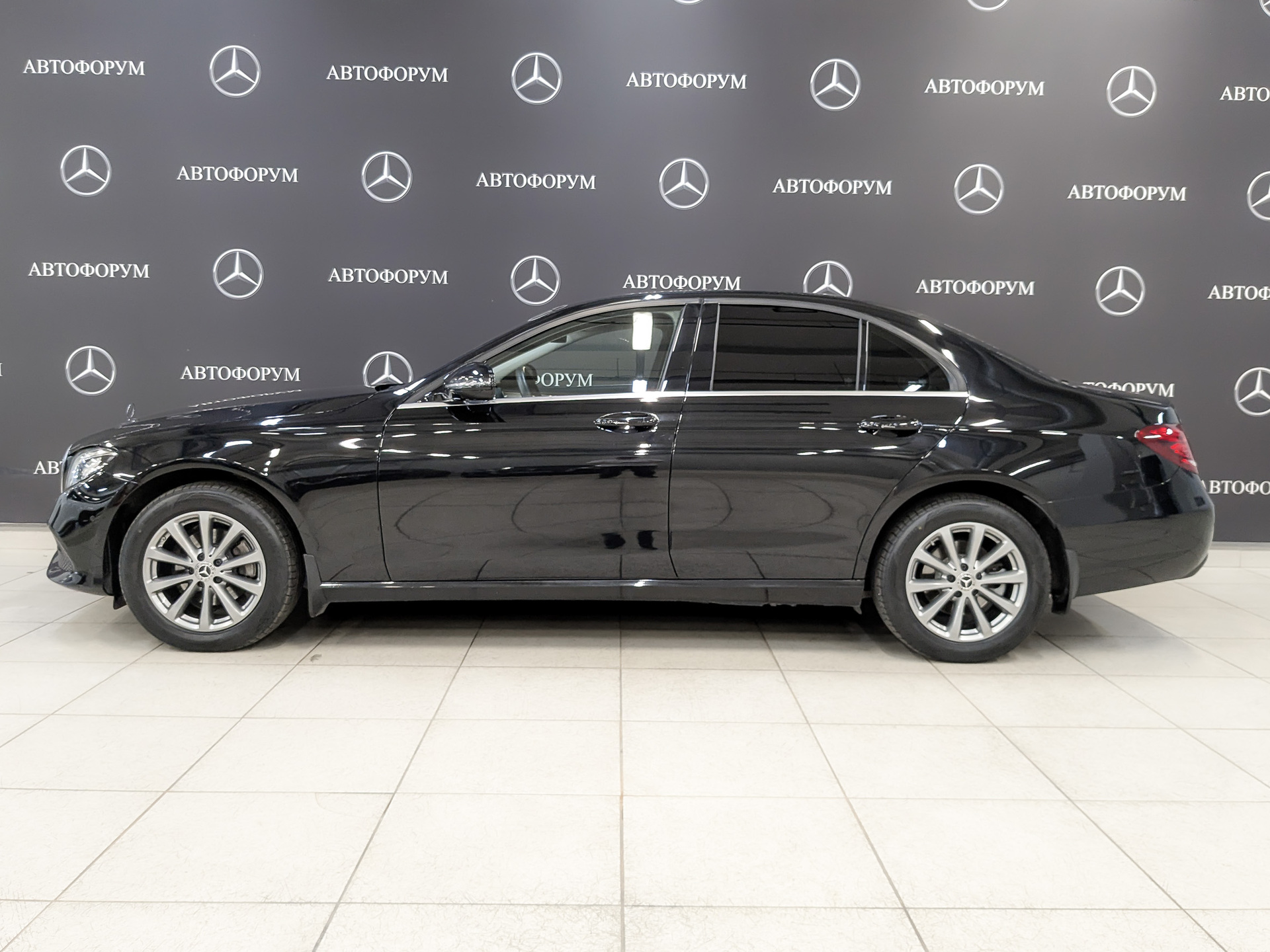 MERCEDES-BENZ E-Класс 1.90 (150 л.с), автомат, 2019, пробег 105 000 км