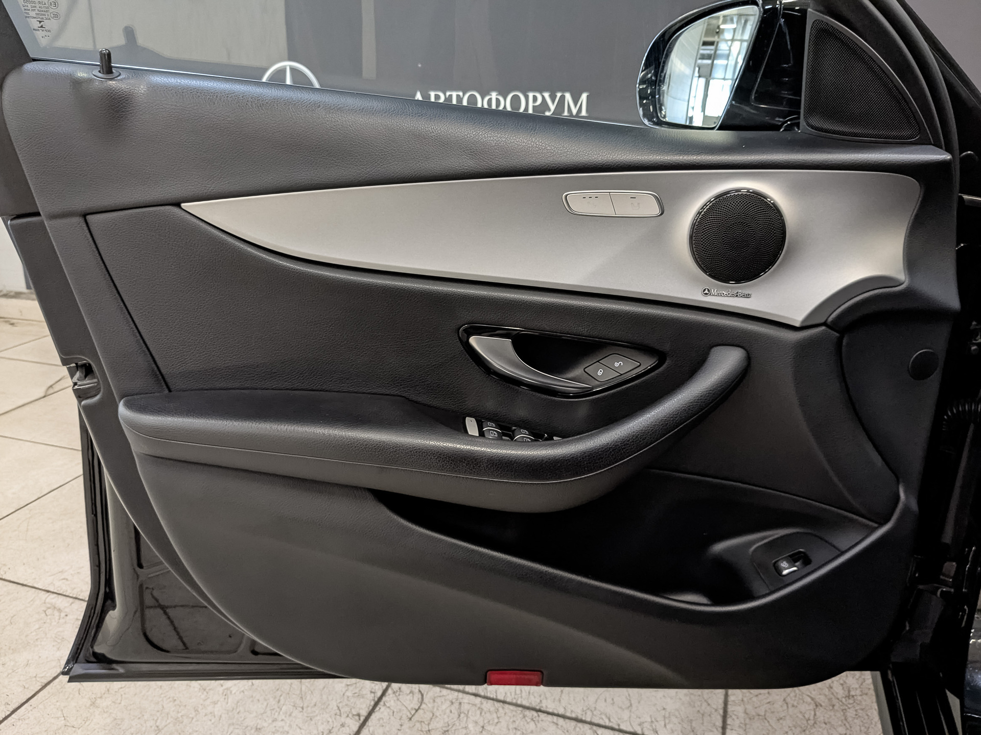 MERCEDES-BENZ E-Класс 1.90 (150 л.с), автомат, 2019, пробег 105 000 км