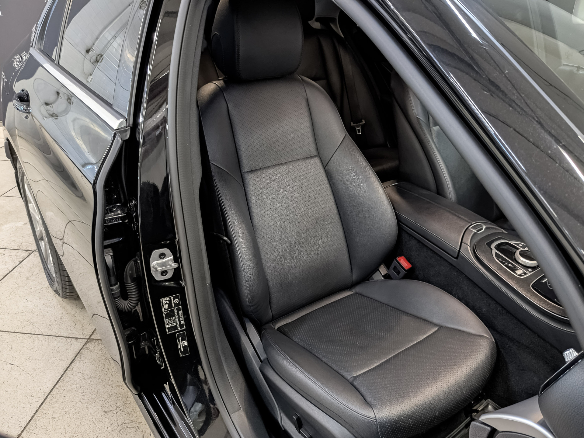 MERCEDES-BENZ E-Класс 1.90 (150 л.с), автомат, 2019, пробег 105 000 км