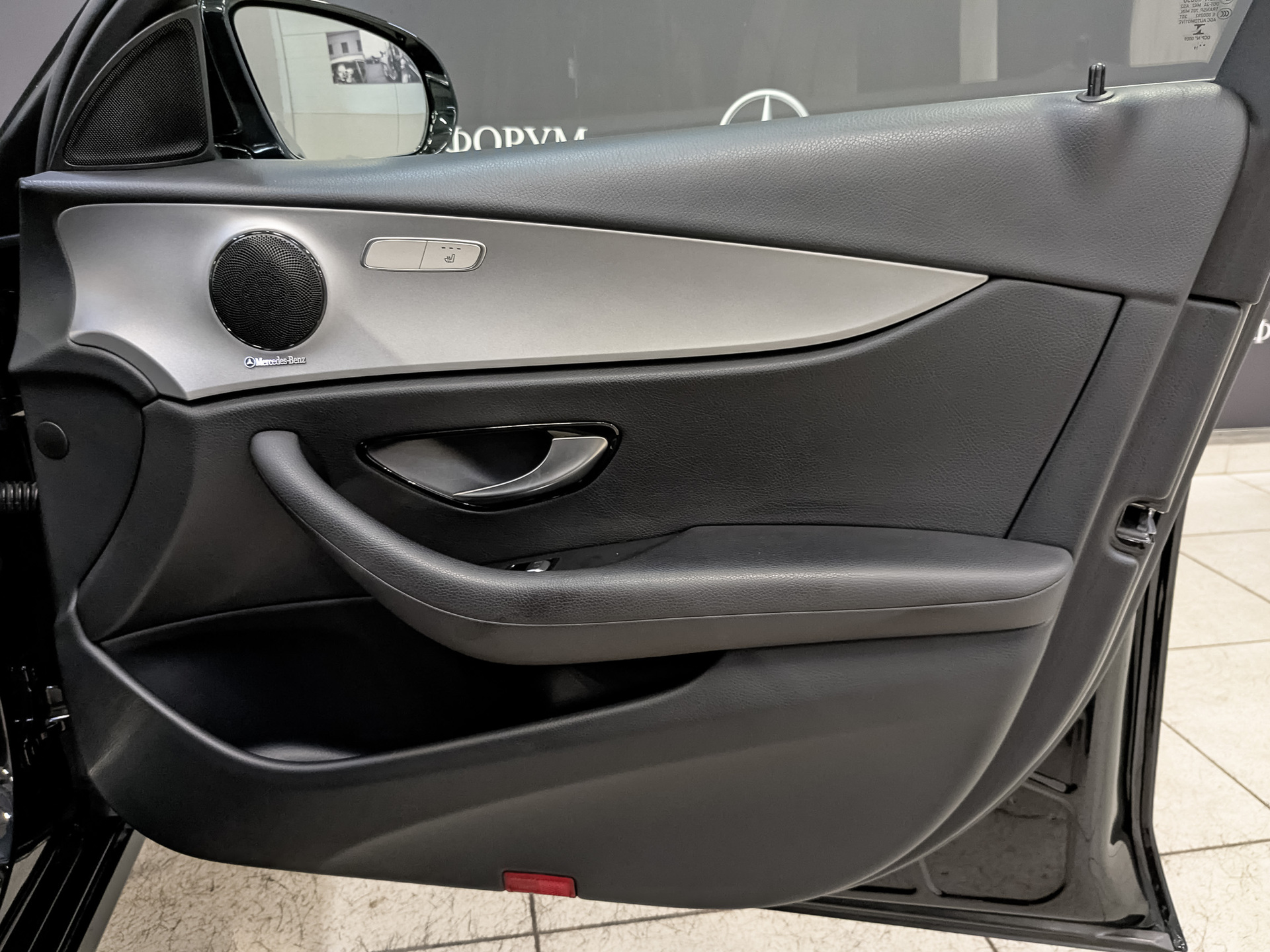 MERCEDES-BENZ E-Класс 1.90 (150 л.с), автомат, 2019, пробег 105 000 км