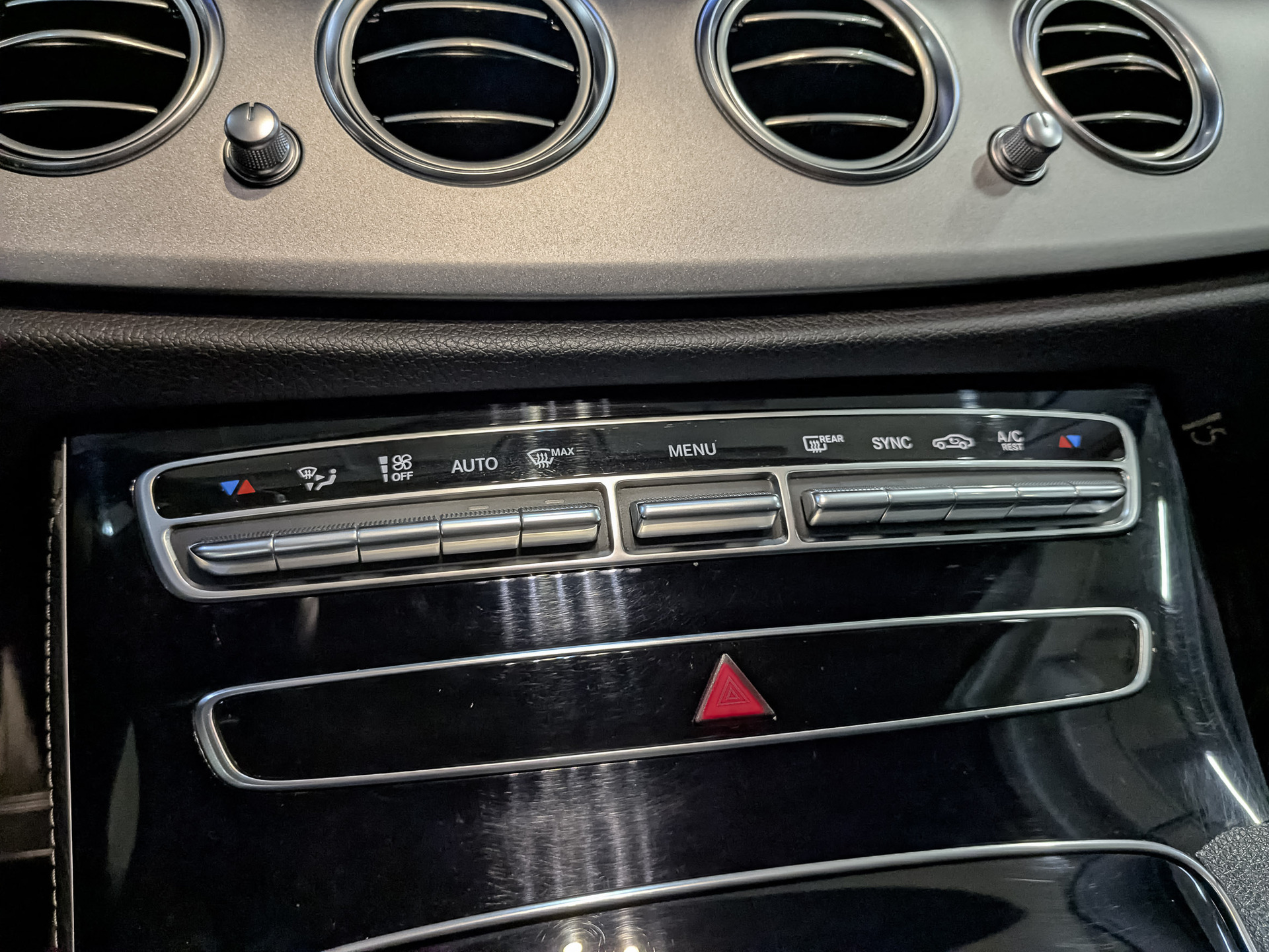 MERCEDES-BENZ E-Класс 1.90 (150 л.с), автомат, 2019, пробег 105 000 км