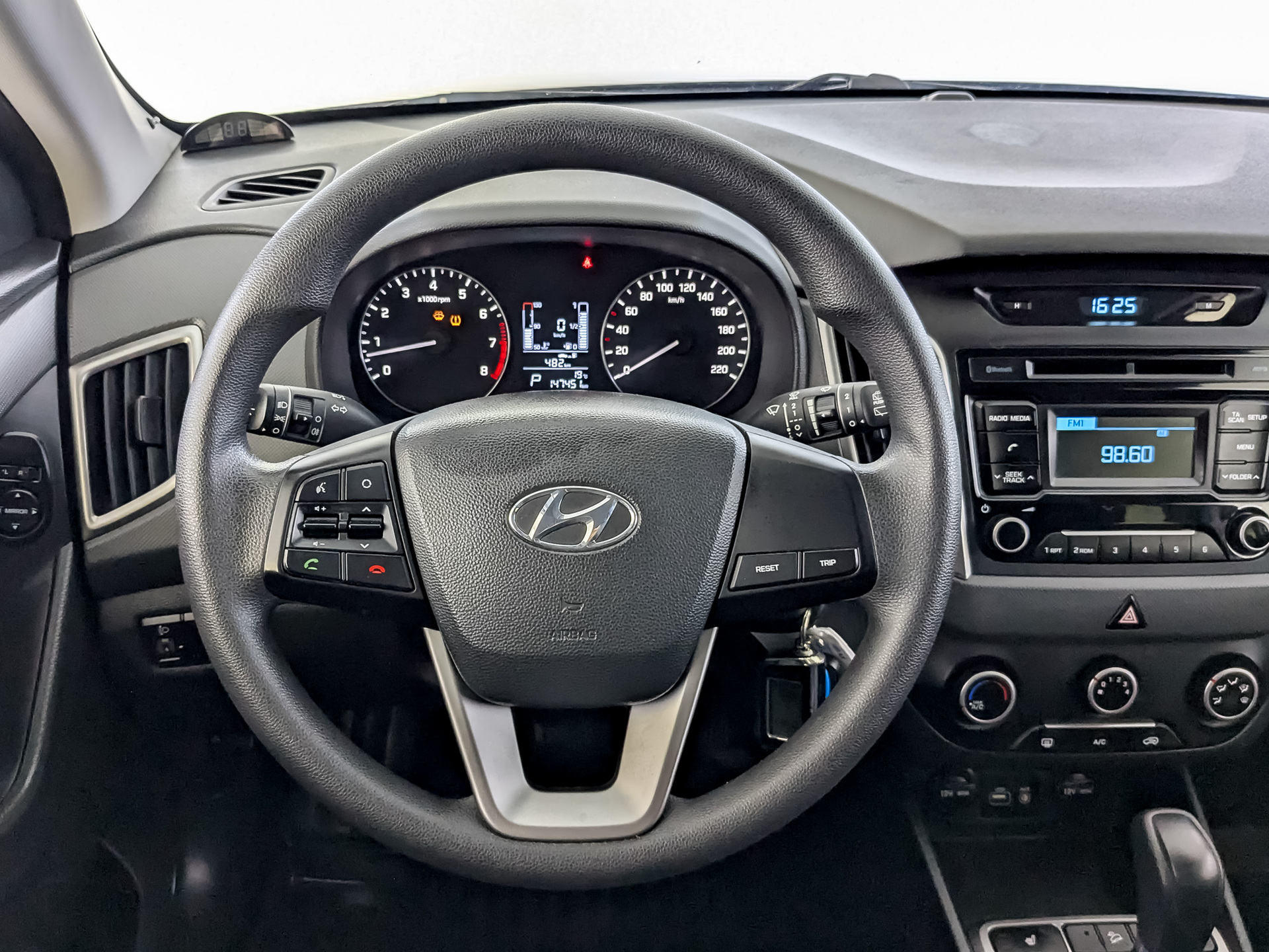 HYUNDAI Creta 1.60 (123 л.с), автомат, 2018, пробег 147 378 км