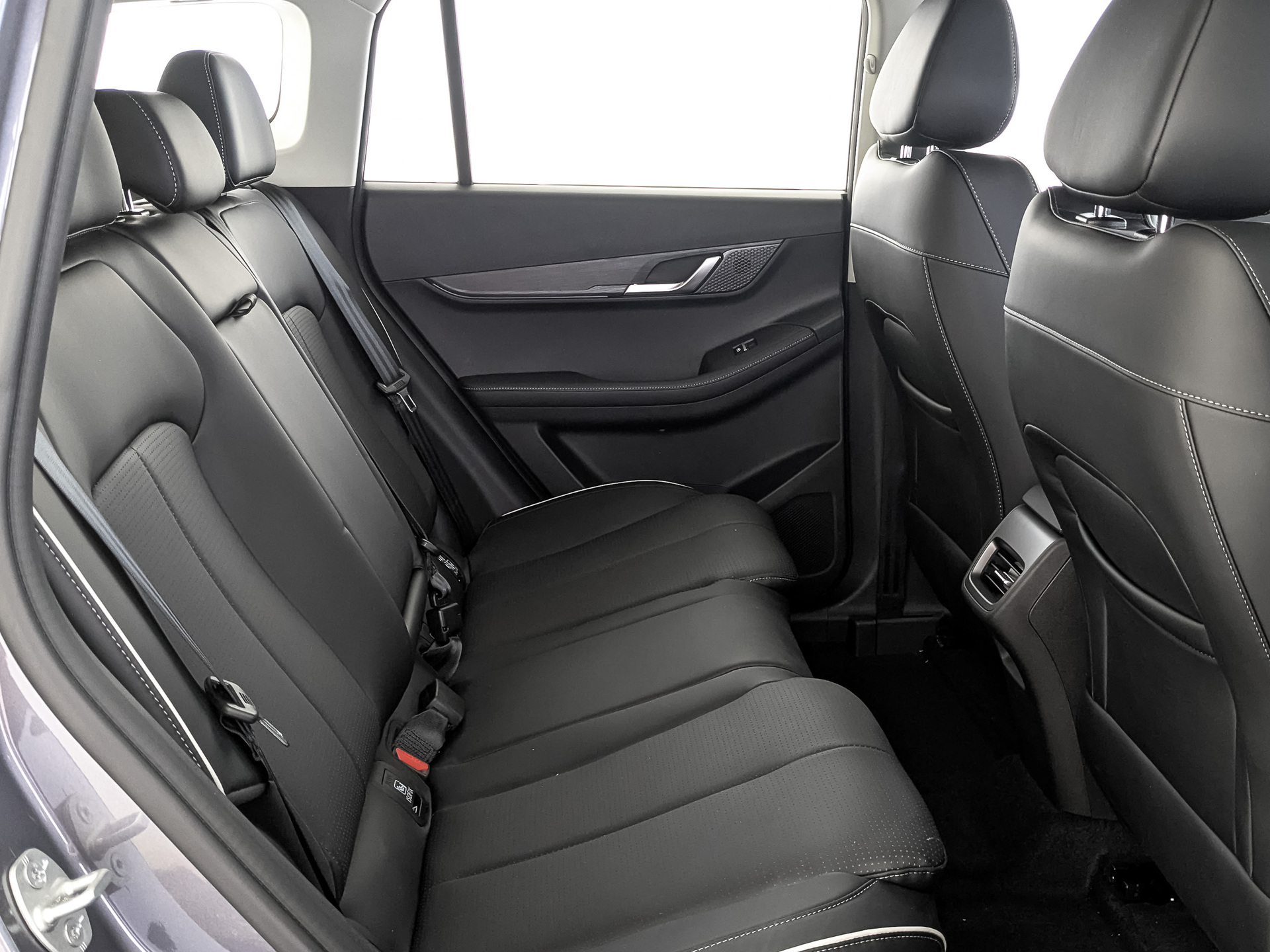 Фото Jeland J6 Престиж 1.6T/150 7RT 4WD