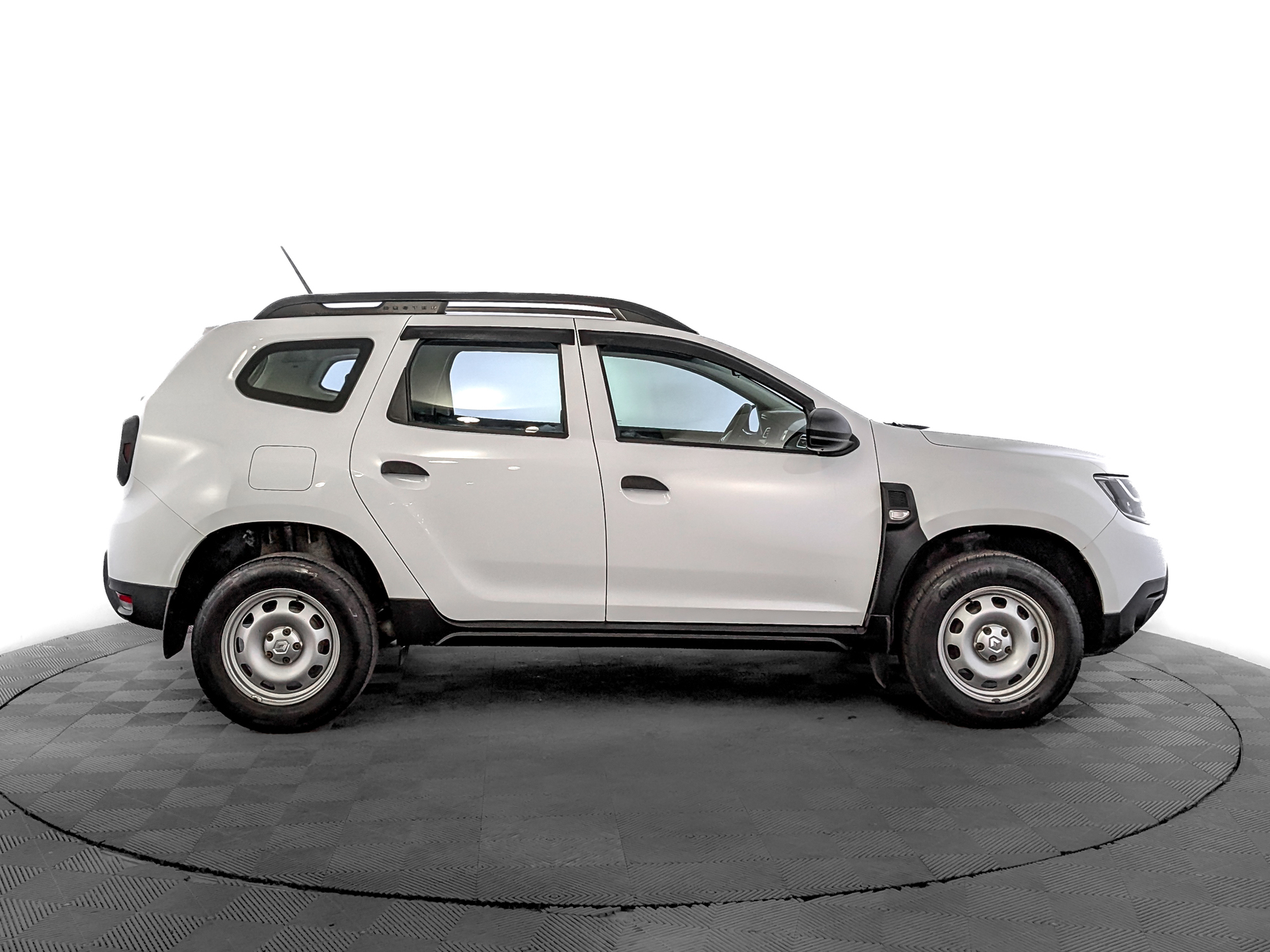 RENAULT Duster 1.60 (114 л.с), механическая, 2021, пробег 74 753 км