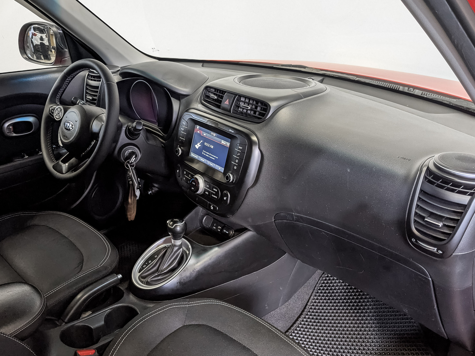 KIA Soul 2.00 (150 л.с), автомат, 2018, пробег 165 396 км