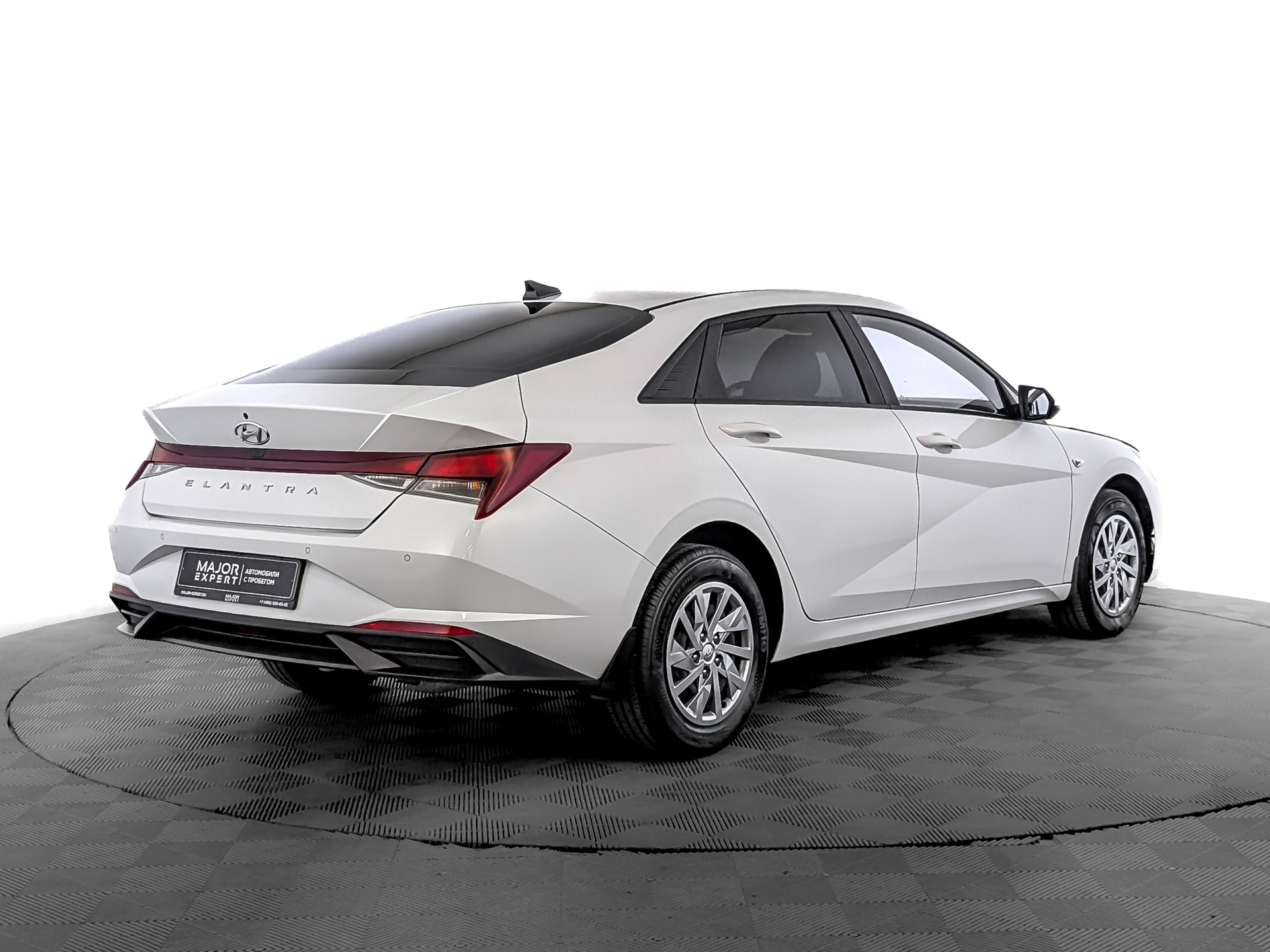 HYUNDAI Elantra 1.60 (128 л.с), автомат, 2022, пробег 61 860 км