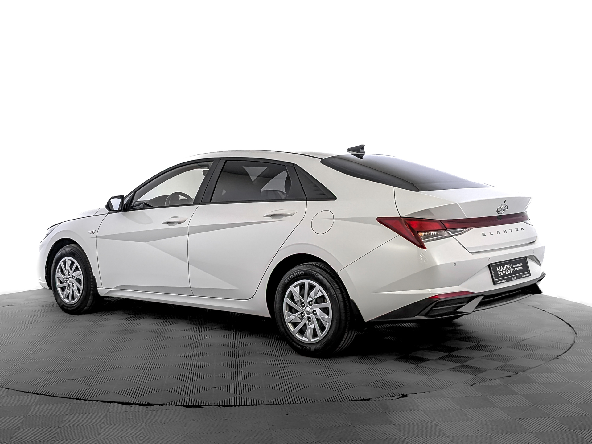 HYUNDAI Elantra 1.60 (128 л.с), автомат, 2022, пробег 61 860 км