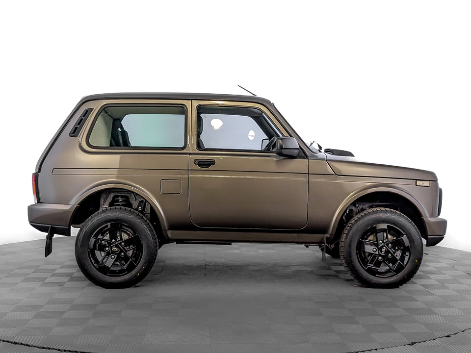 Lada Niva Legend Черная серия Black (B0F) 1.8/90 5MT