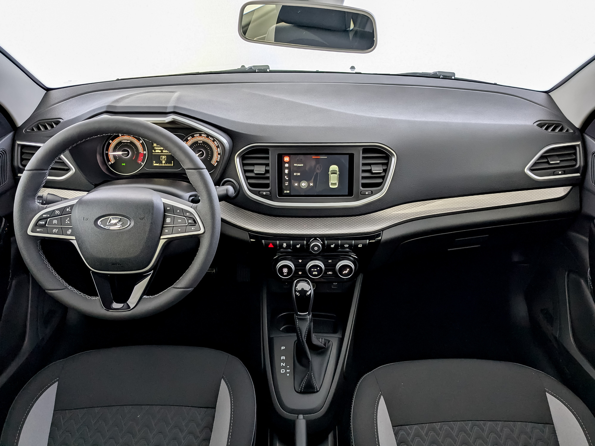 Фото Lada Vesta Седан Драйв 1.8/122 ВТ