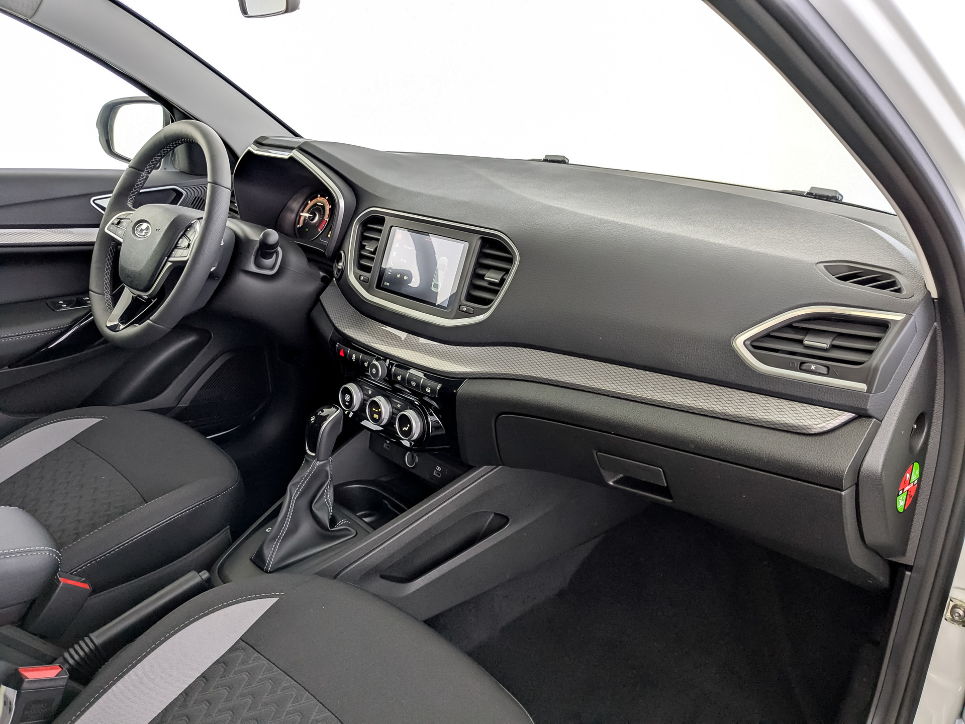 Фото Lada Vesta Седан Драйв 1.8/122 ВТ