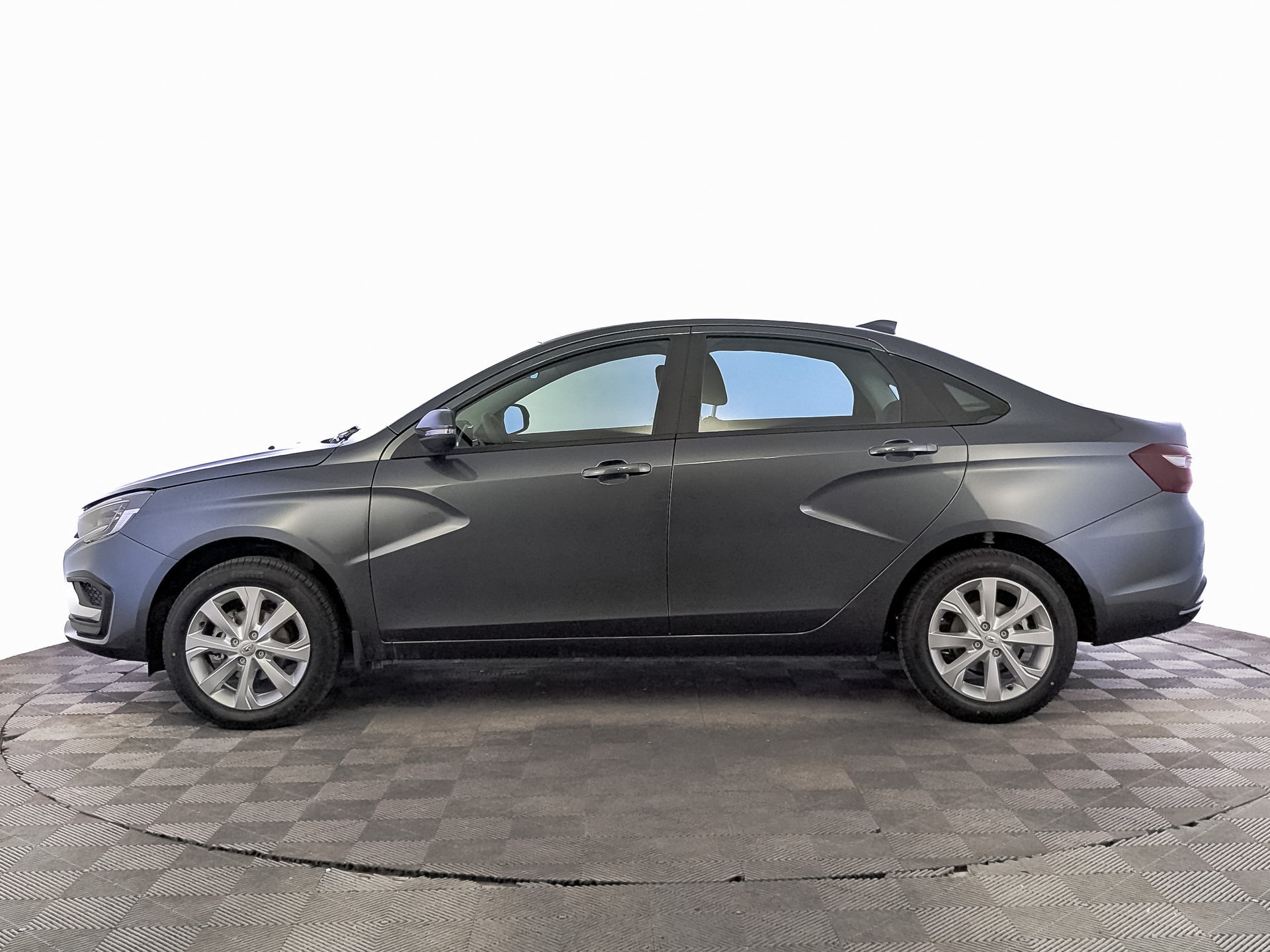 Фото Lada Vesta Седан Битопливный Драйв 1.6/106 5MT