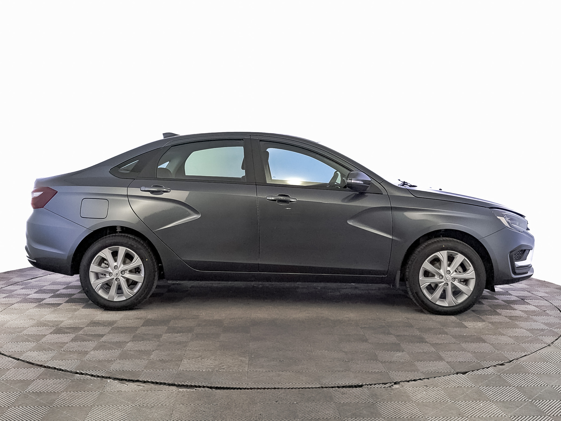 Фото Lada Vesta Седан Битопливный Драйв 1.6/106 5MT
