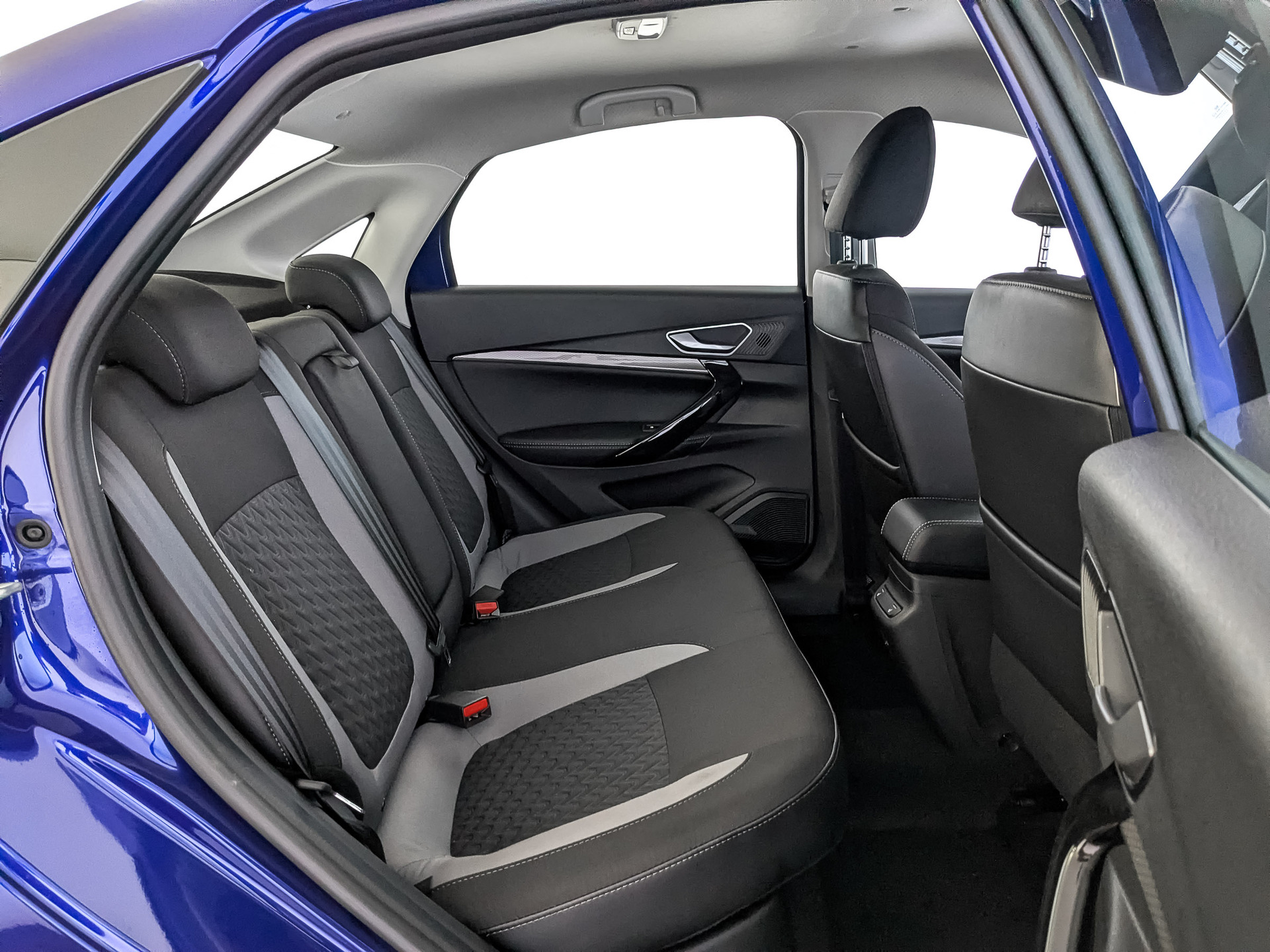 Фото Lada Vesta Седан Битопливный Драйв 1.6/106 5MT