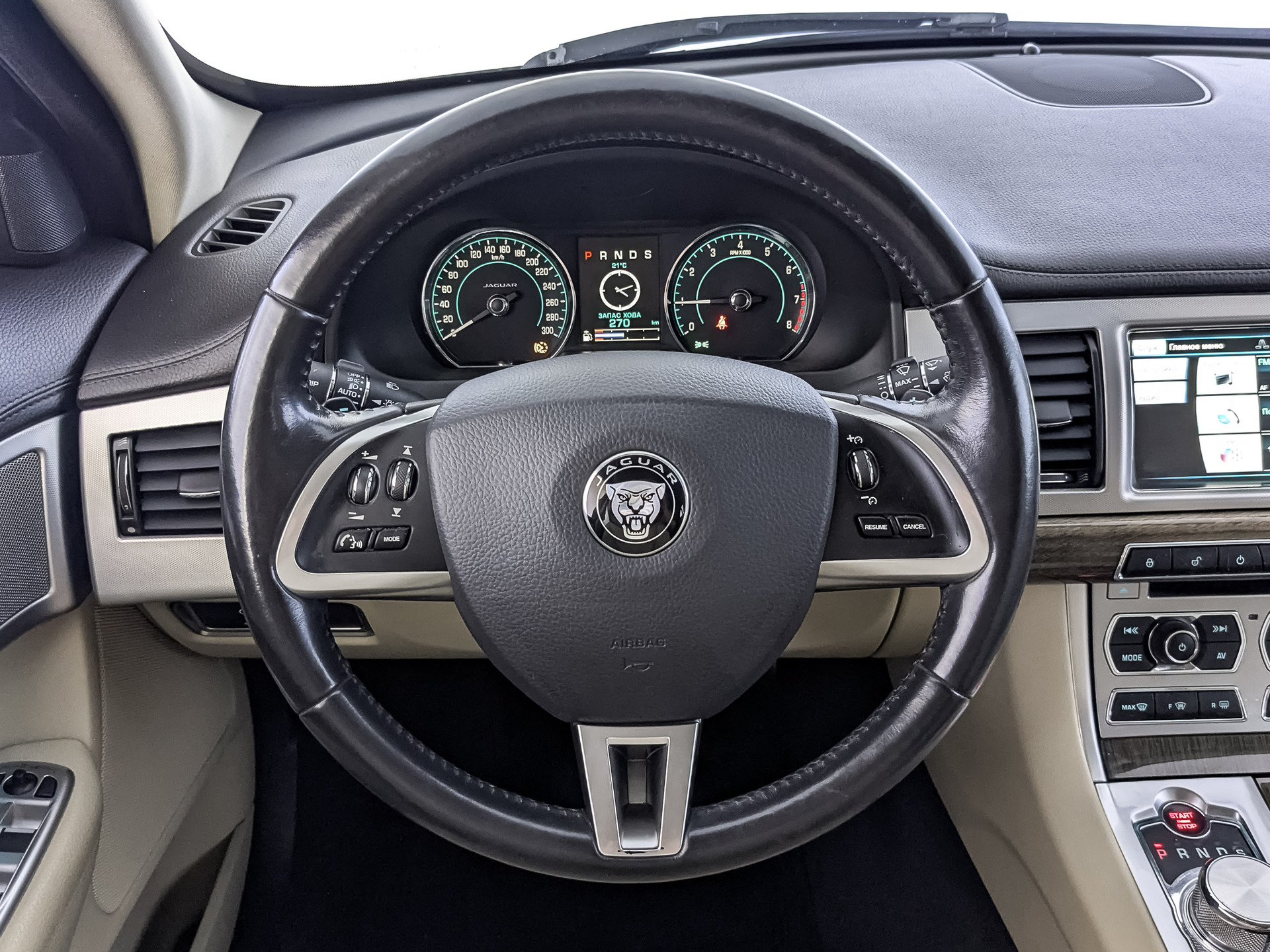 JAGUAR XF 2.00 (240 л.с), автомат, 2014, пробег 160 530 км
