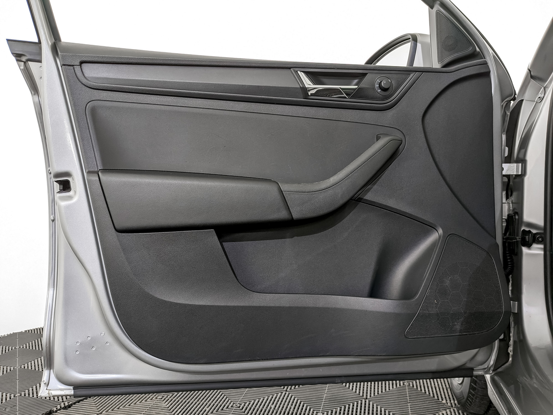 SKODA Rapid II 1.60 (110 л.с), автомат, 2021, пробег 83 674 км