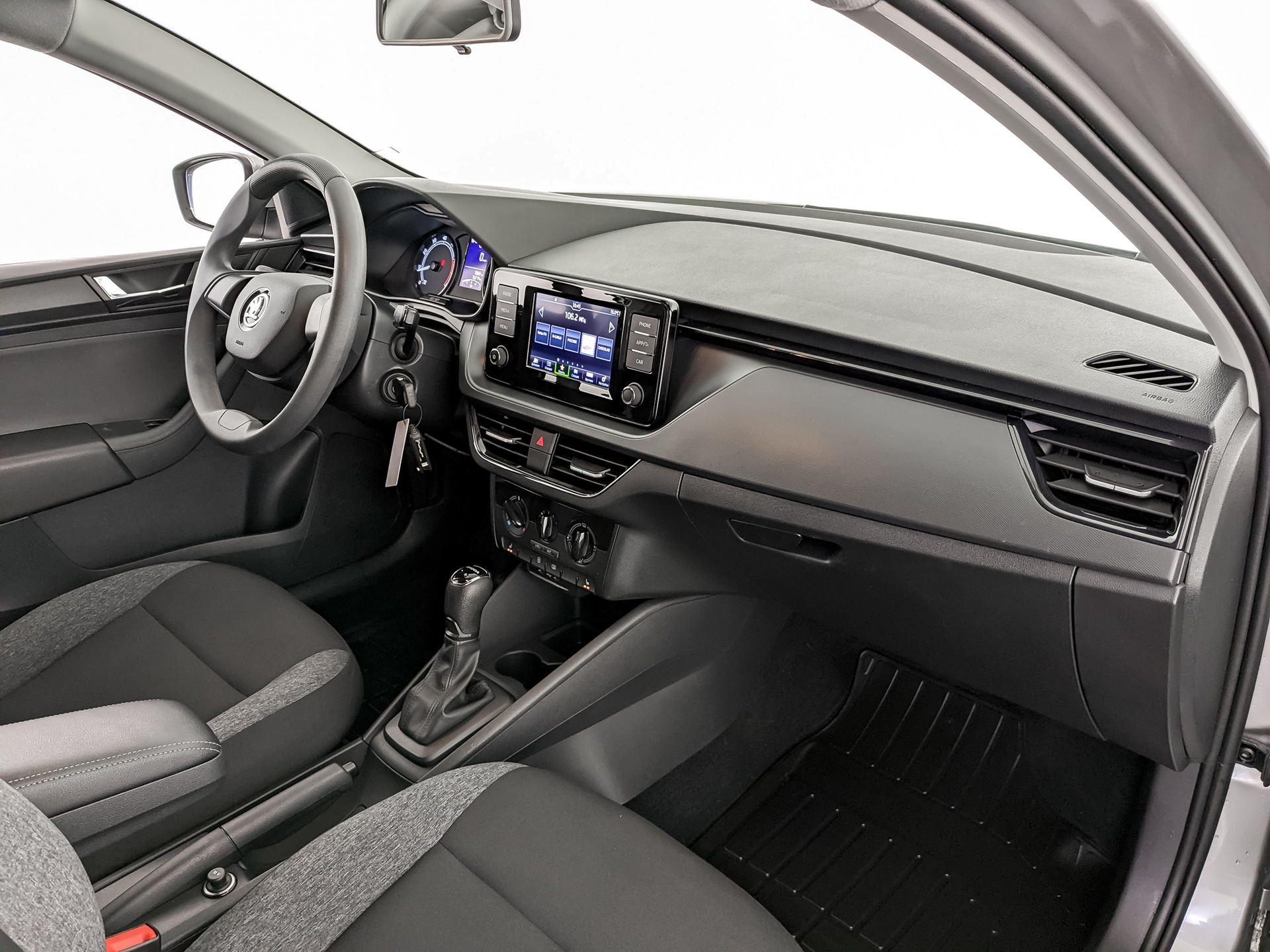 SKODA Rapid II 1.60 (110 л.с), автомат, 2021, пробег 75 966 км