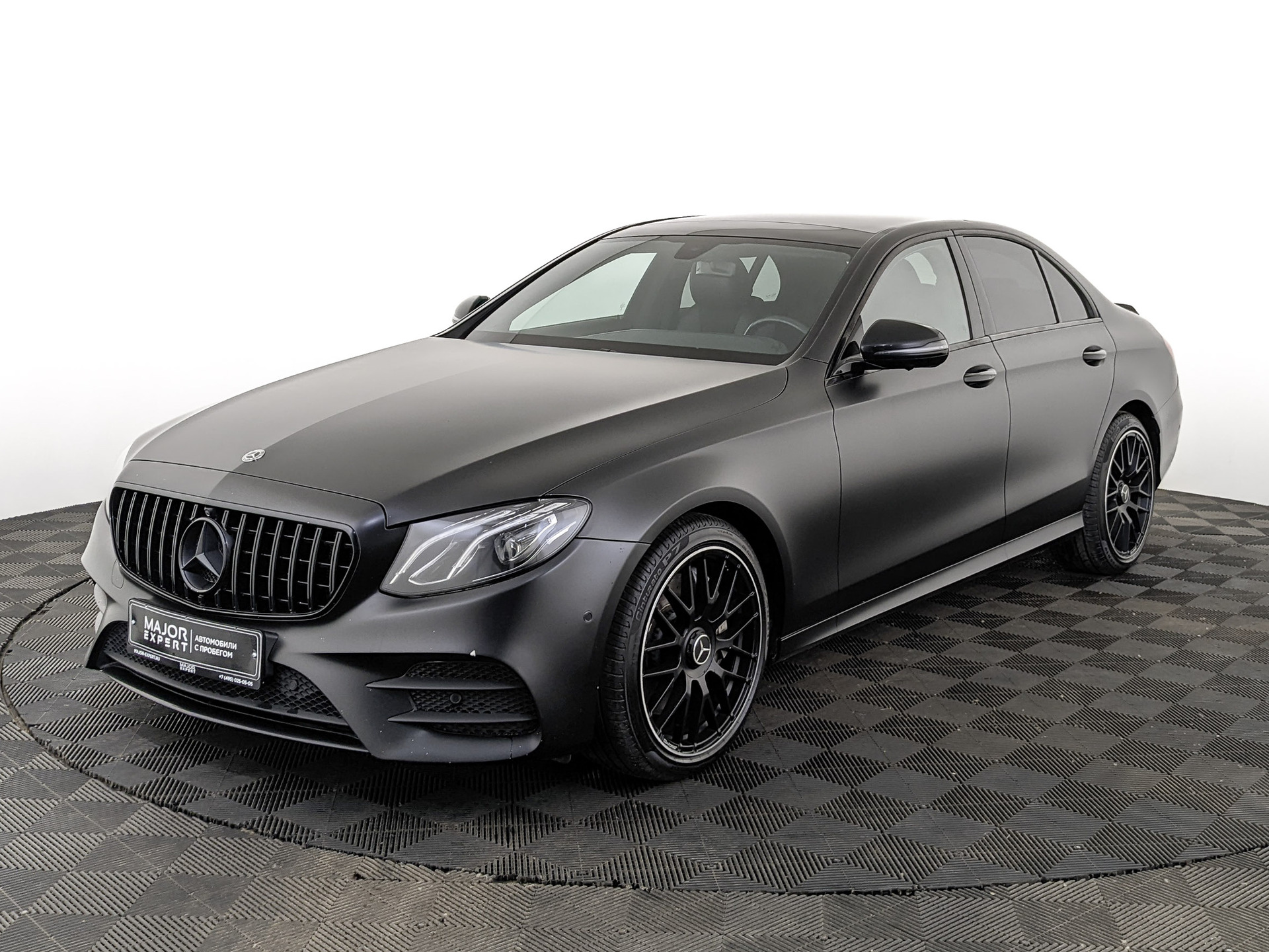 MERCEDES-BENZ E-Класс 3.00 (367 л.с), автомат, 2019, пробег 100 375 км